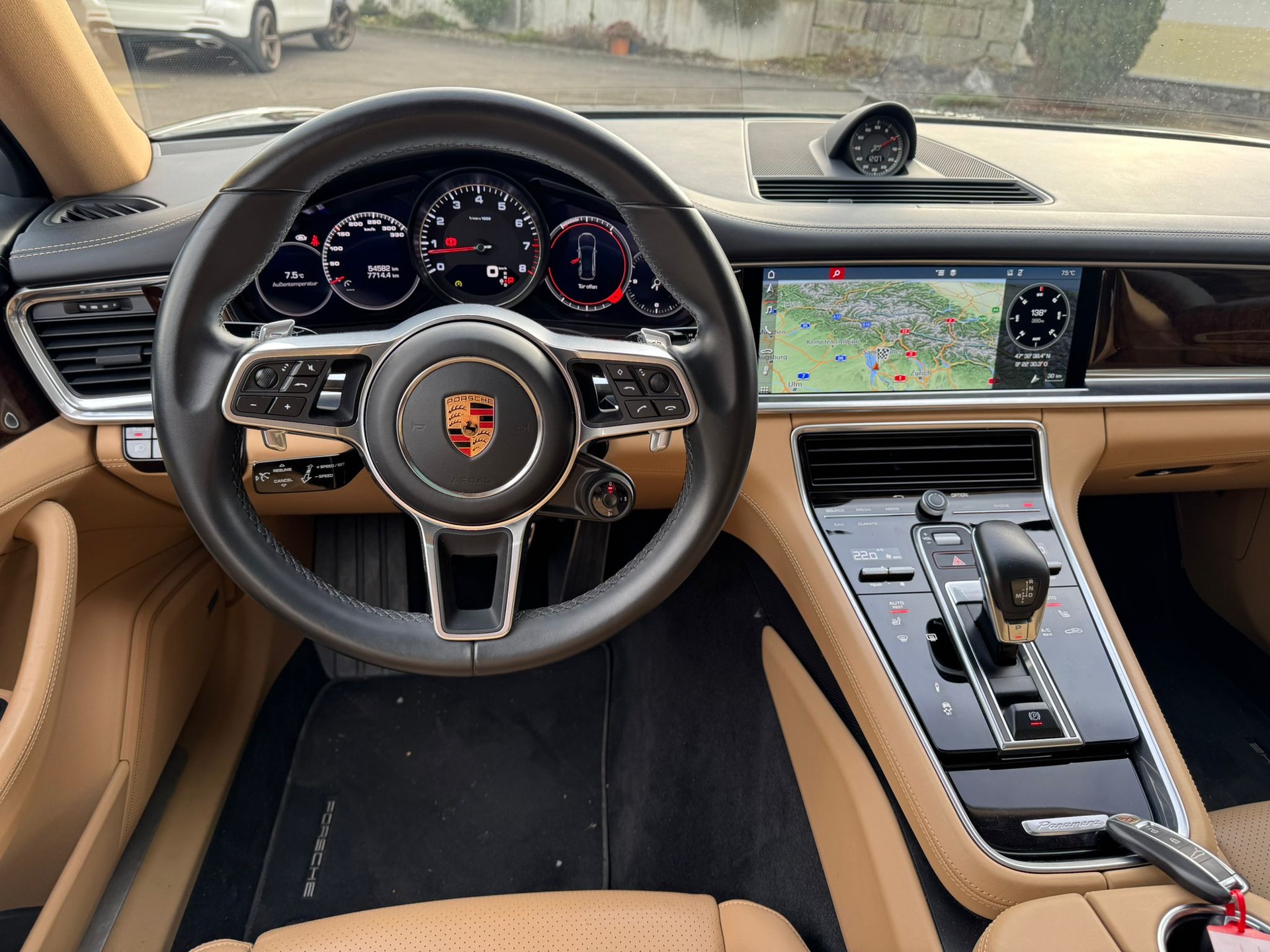 PORSCHE Panamera 4S Sport Turismo PDK-image-13