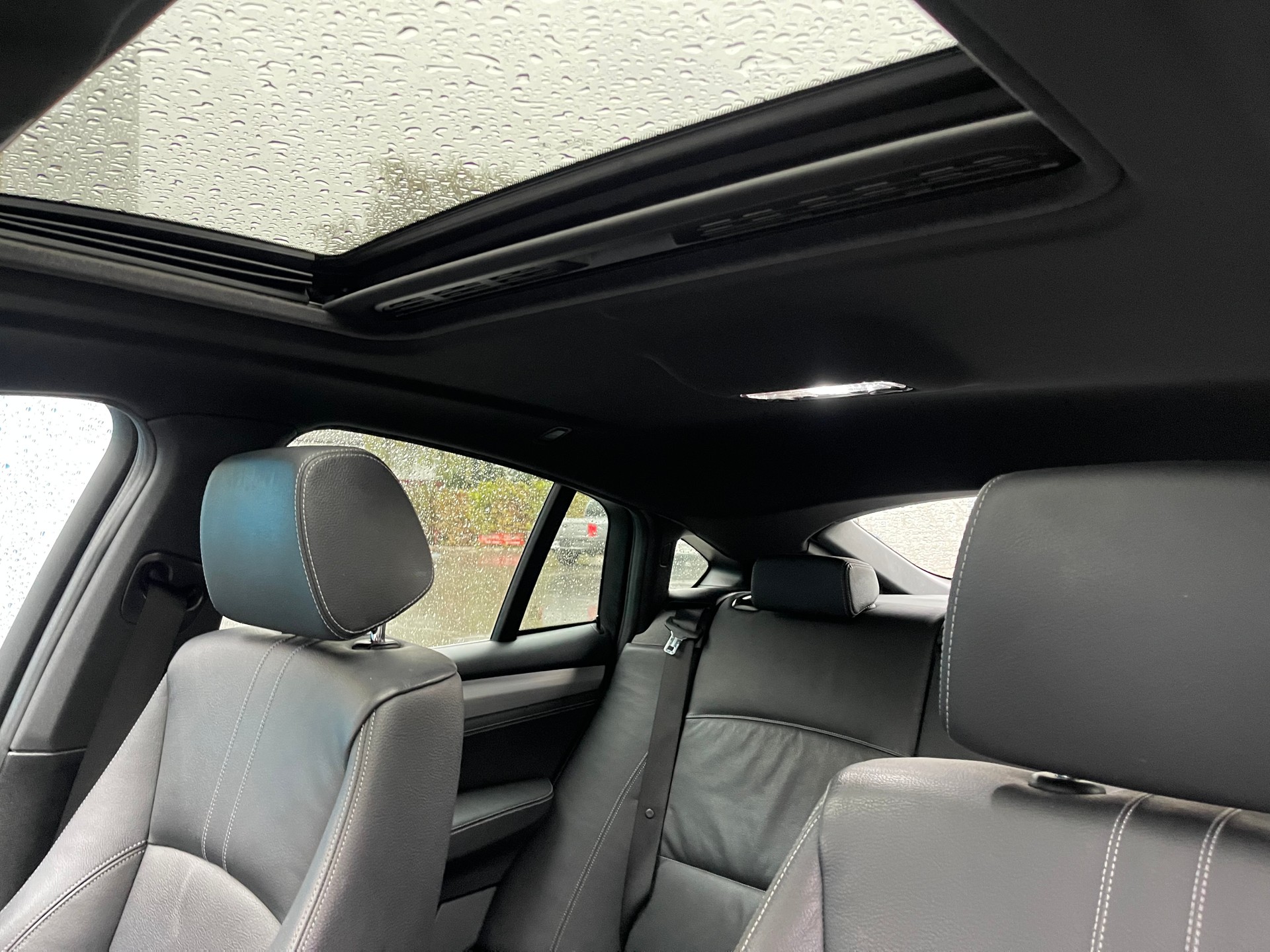 BMW X4 xDrive 35d Steptronic M Sport-image-8