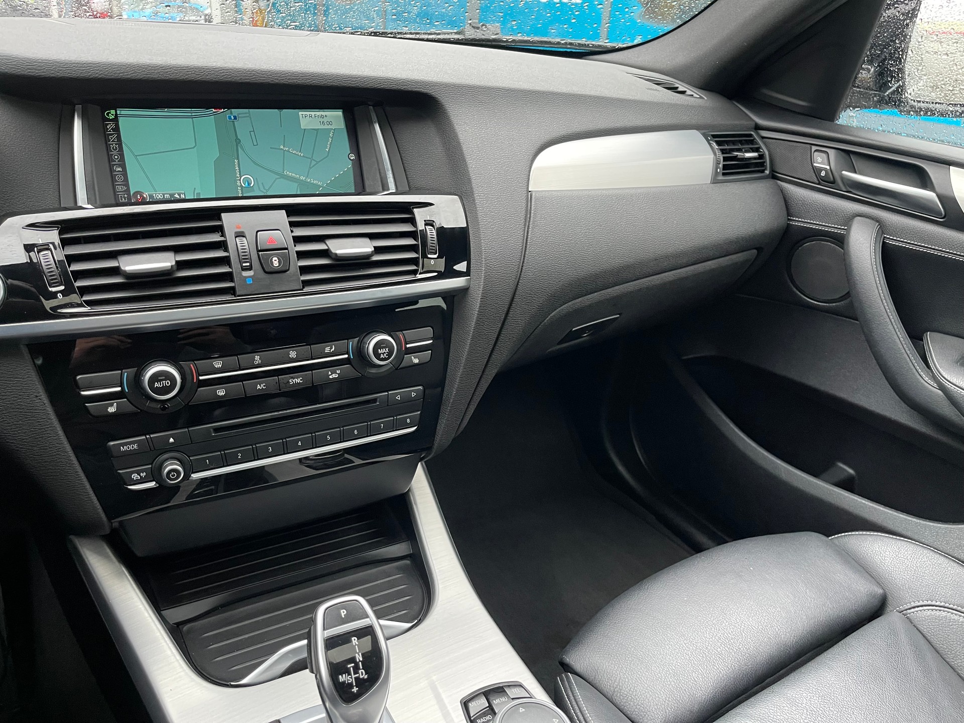 BMW X4 xDrive 35d Steptronic M Sport-image-11