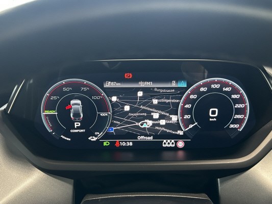 AUDI e-tron GT quattro-image-8