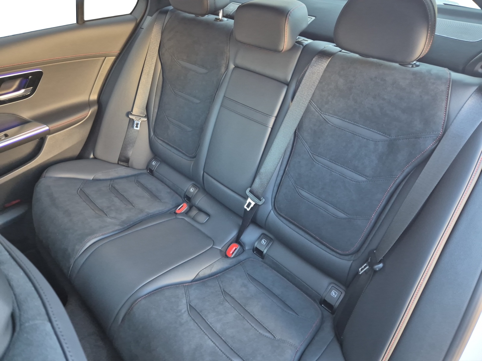 MERCEDES-BENZ C 43 AMG 4 Matic-image-17