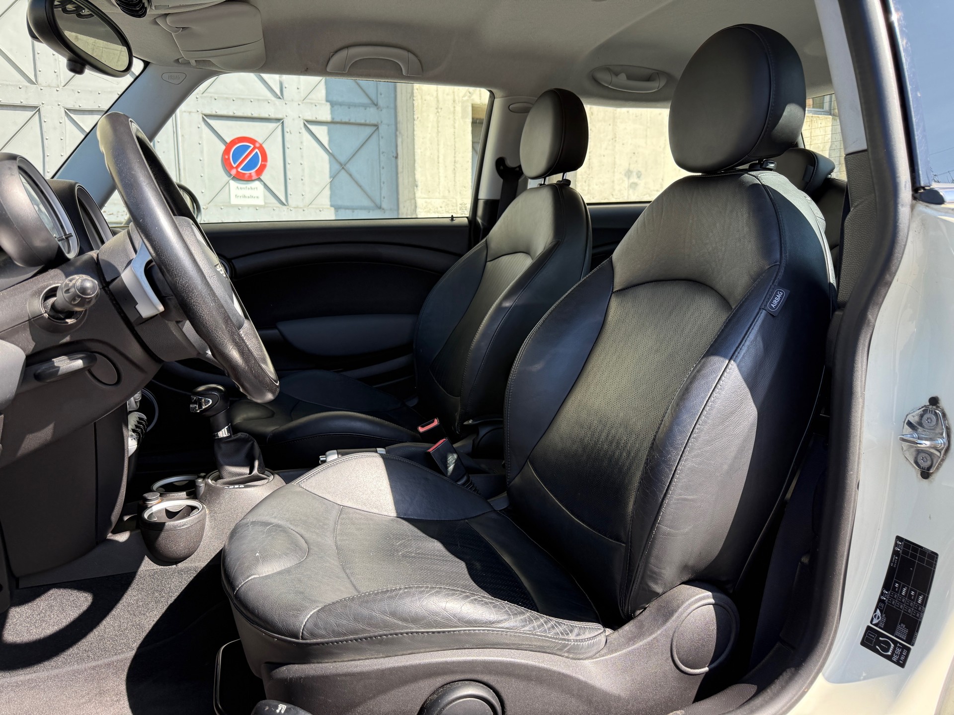 MINI Cooper-image-7