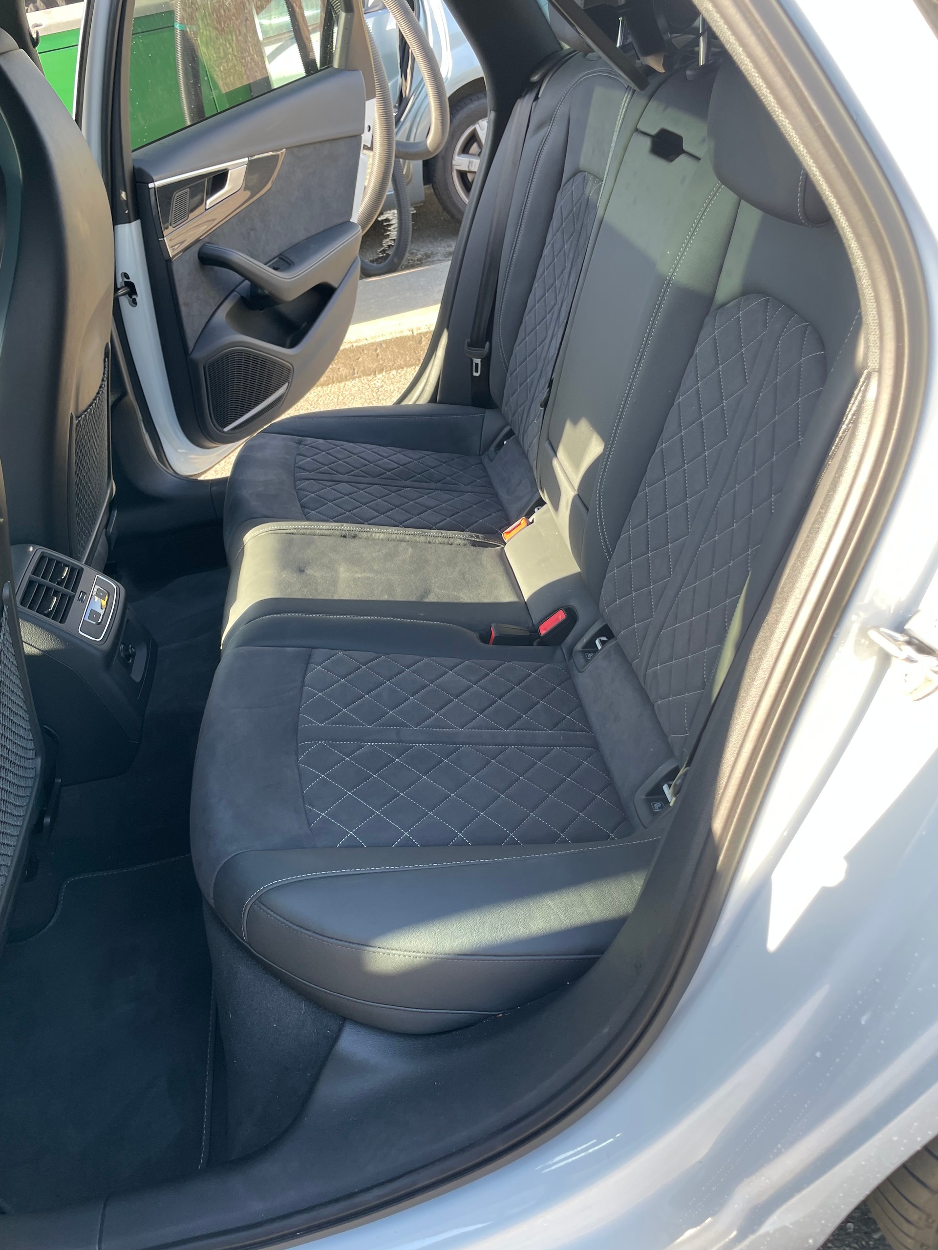 AUDI S4 Avant 3.0 TDI quattro tiptronic-image-3