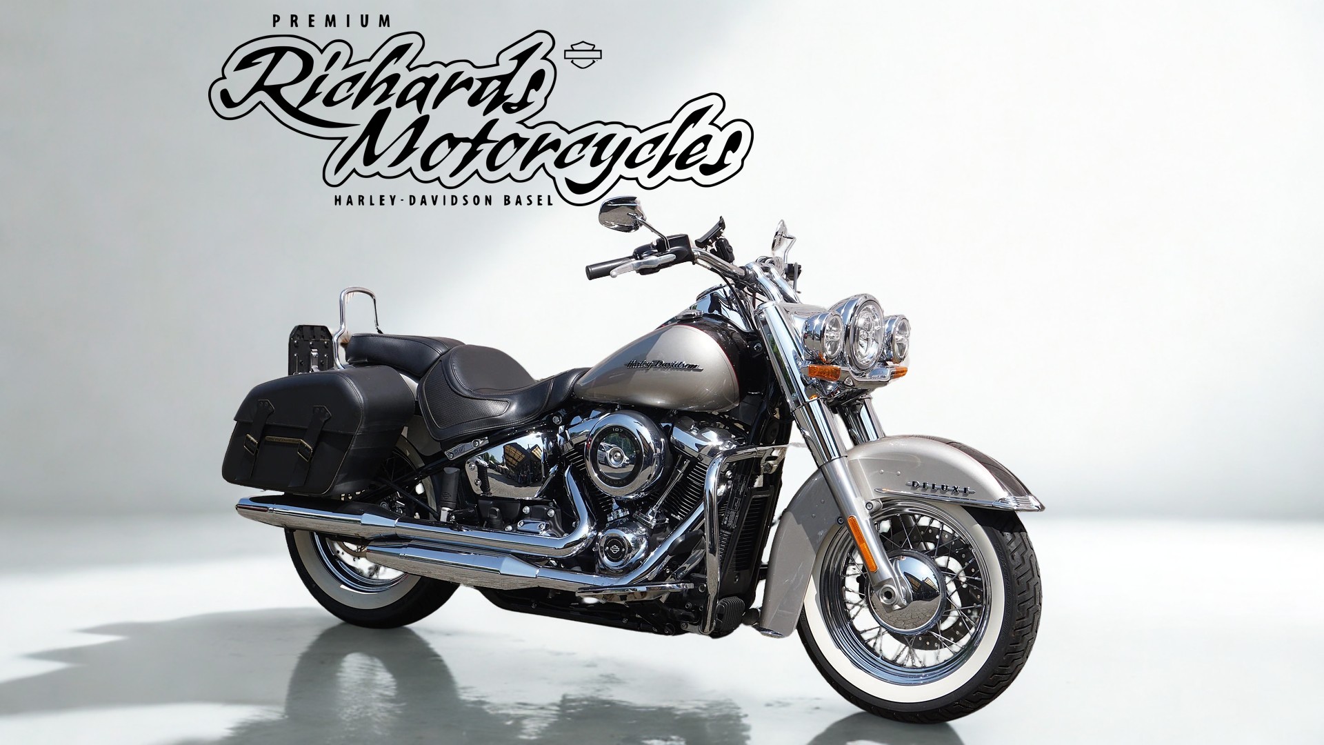 HARLEY-DAVIDSON FLDE Deluxe 107 ABS-showroom-element-1