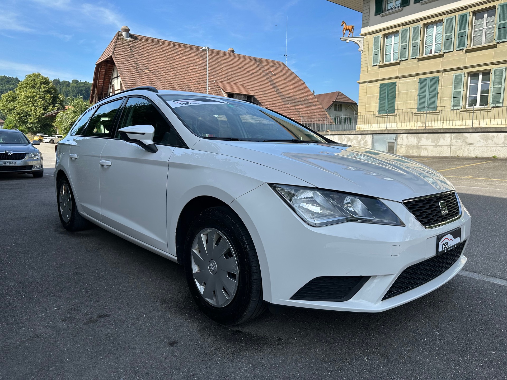 SEAT Leon ST 1.6 TDI Reference 4Drive Stopp-Start-image-6