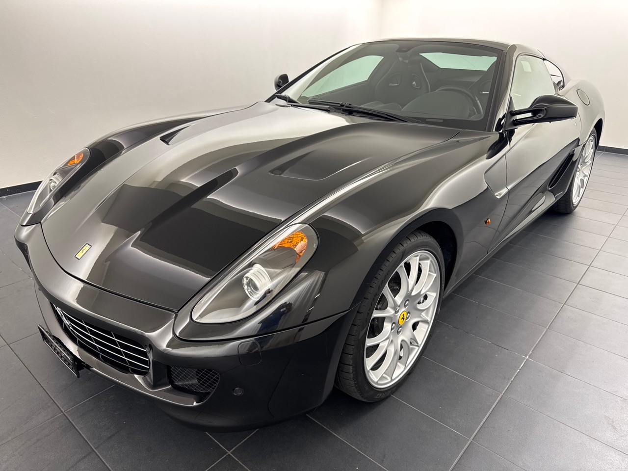 FERRARI 599 GTB-image-0