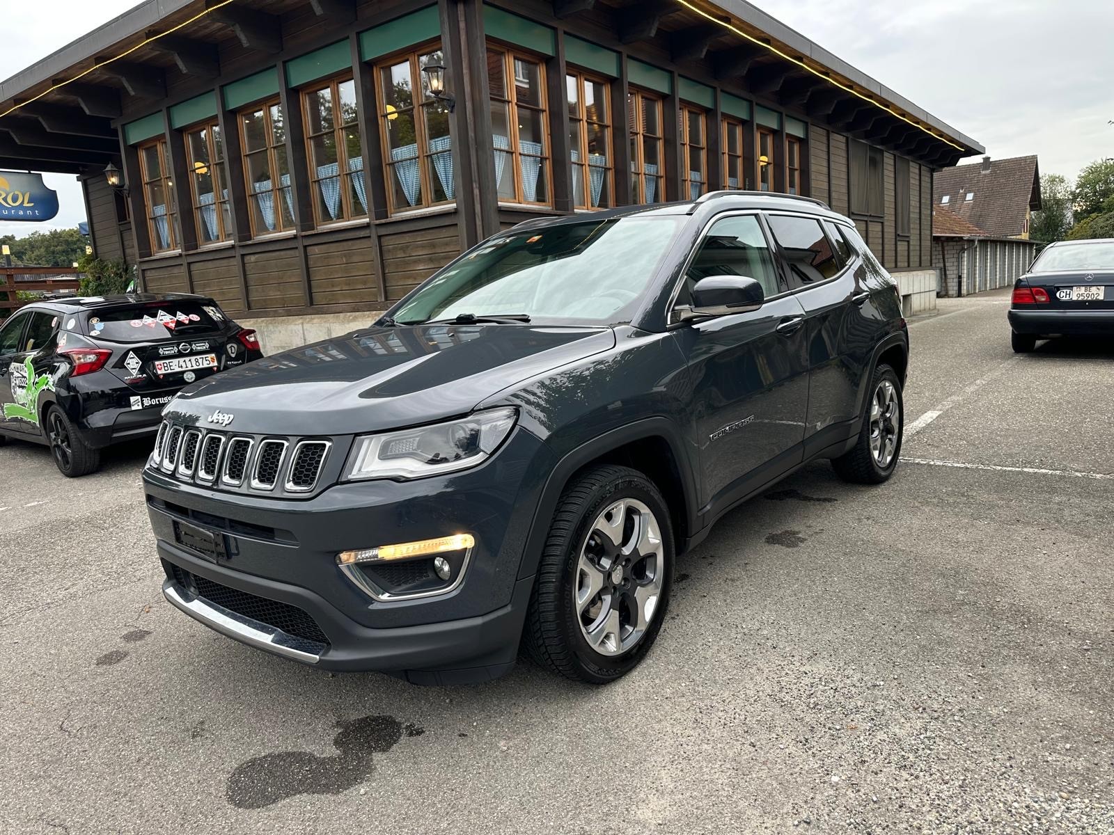 JEEP Compass 1.4 Turbo Limited-image-1