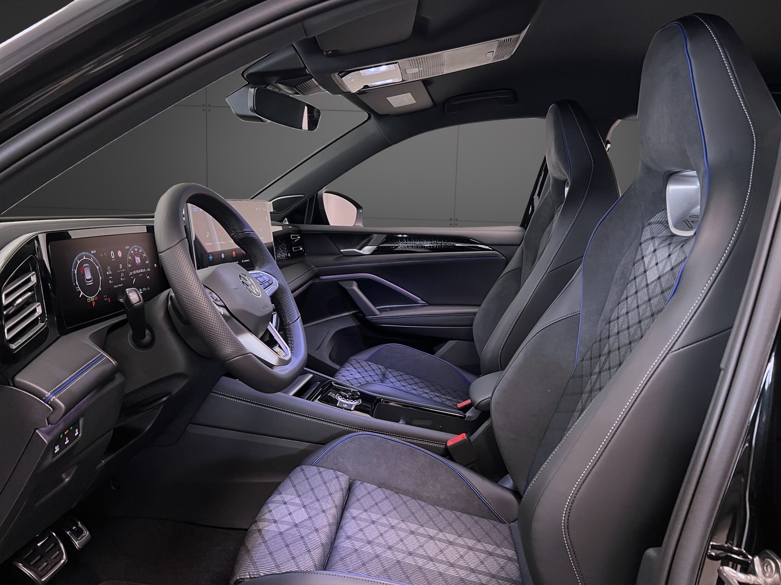 VW Tiguan 1.5 TSI evo2 mHEV R-Line DSG-image-4