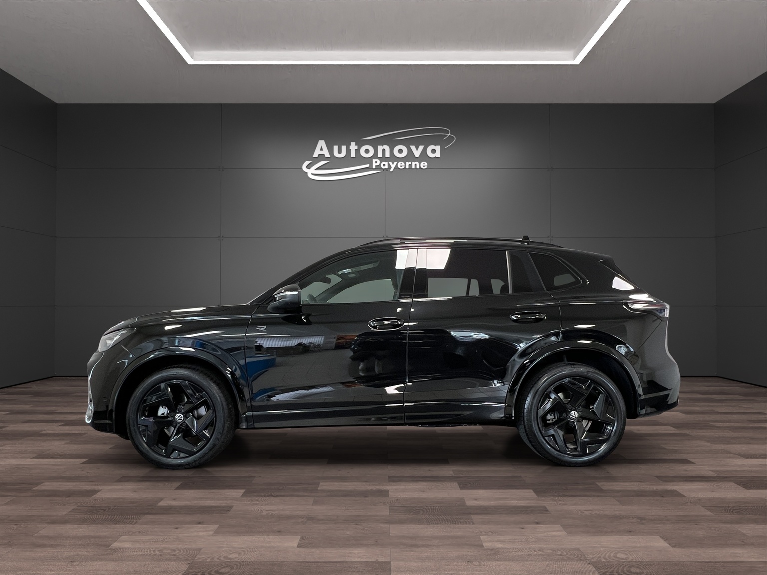 VW Tiguan 1.5 TSI evo2 mHEV R-Line DSG-image-2