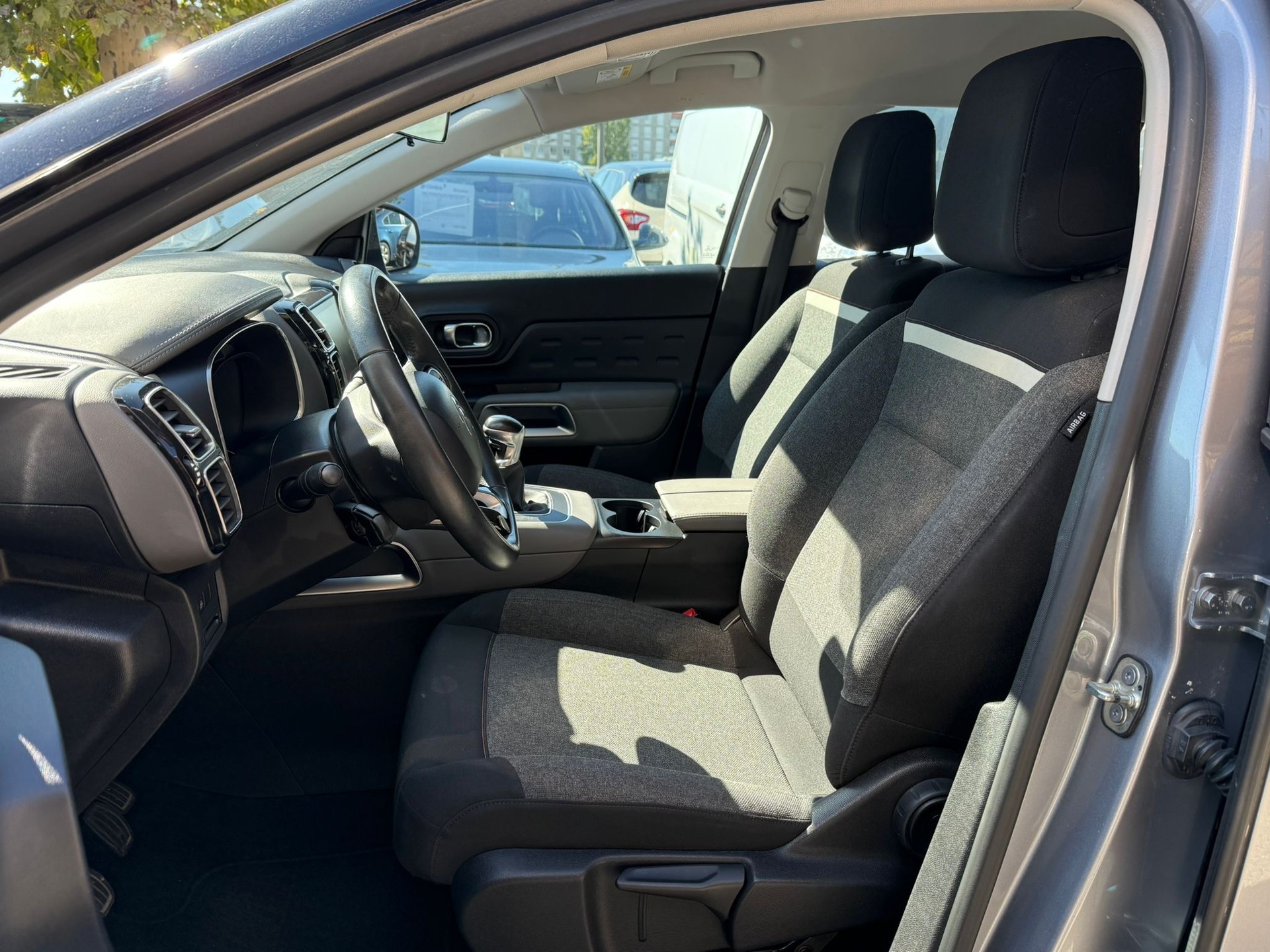 CITROEN C5 Aircross 1.2i PureTech Live-image-9