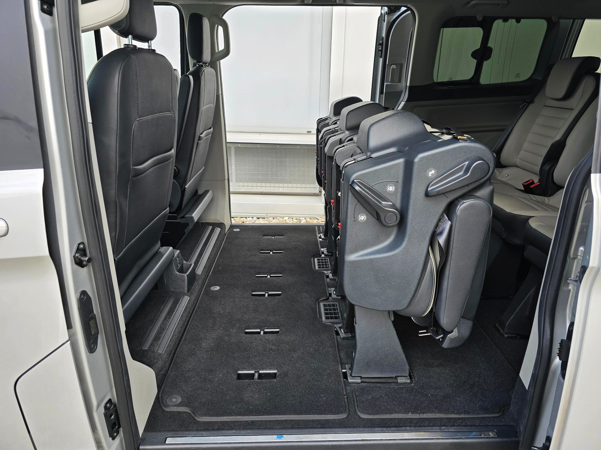 FORD Tourneo Custom 320 L2 Titanium Automat-image-13