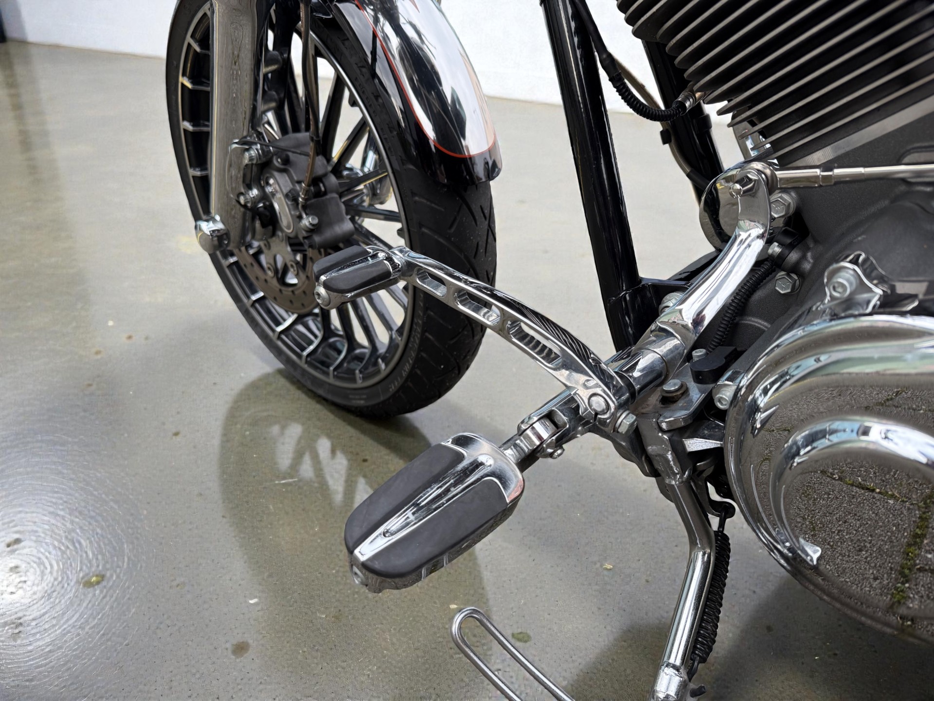HARLEY-DAVIDSON FXSBSE Softail Breakout ABS CVO-image-10