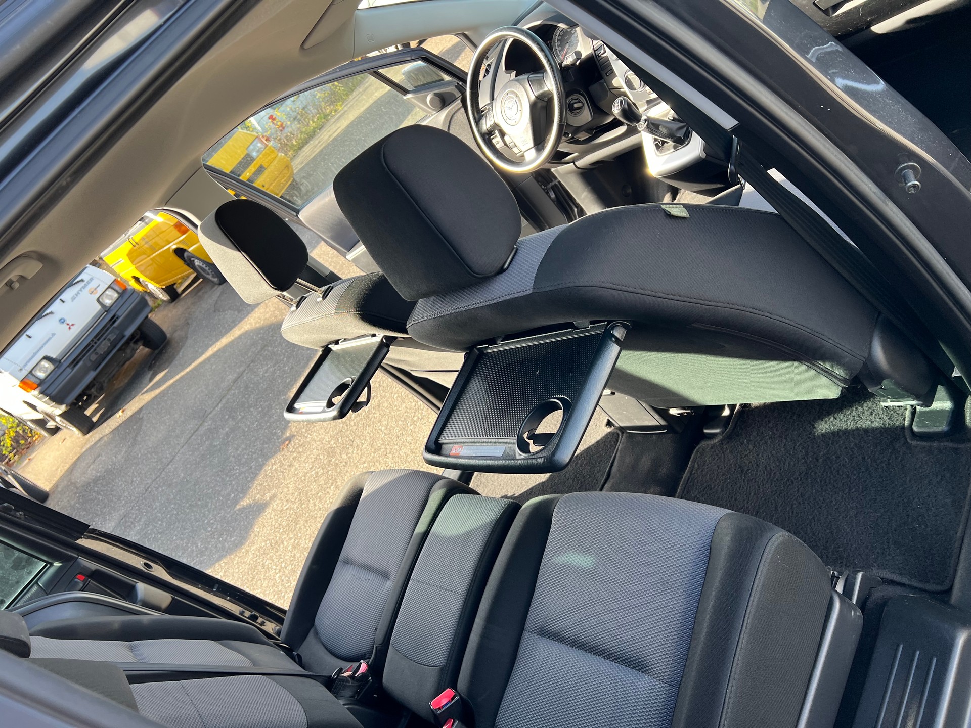 MAZDA 5 2.0 16V Confort-image-9