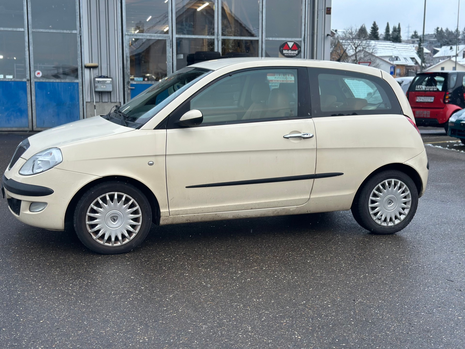 LANCIA Ypsilon 1.2 16V Argento-showroom-element-1