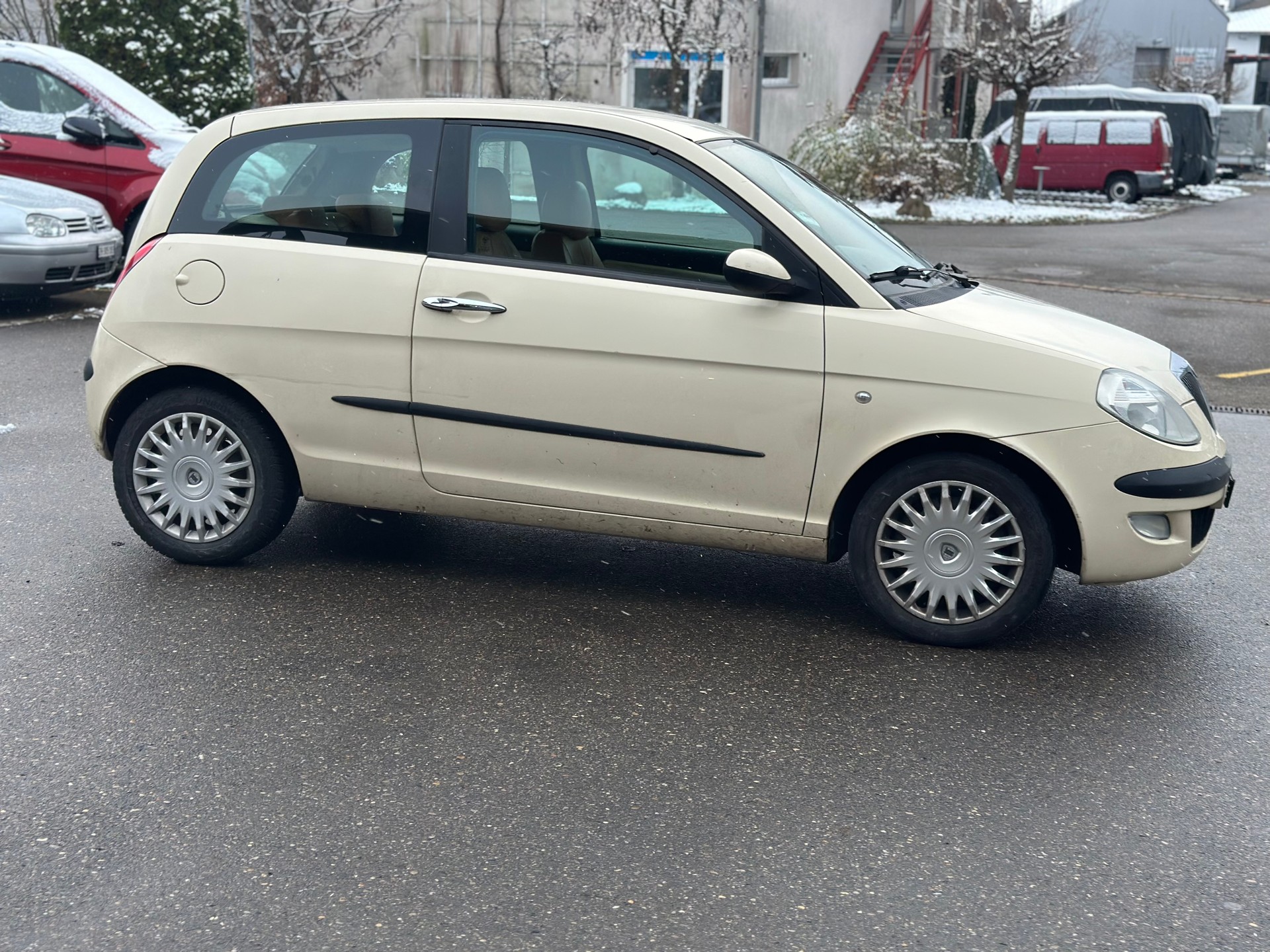 LANCIA Ypsilon 1.2 16V Argento-image-4
