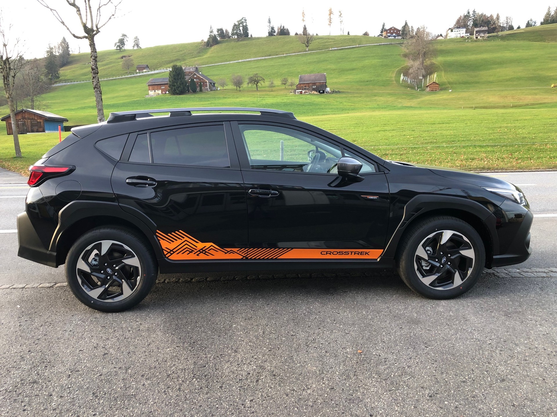 SUBARU Crosstrek 2.0 e-Boxer Passion AWD Lineartronic-image-9