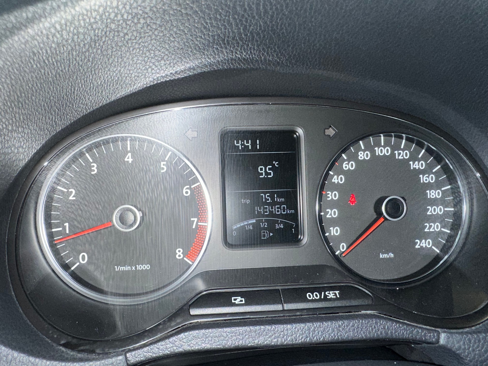 VW Polo 1.4 16V Comfortline-image-12