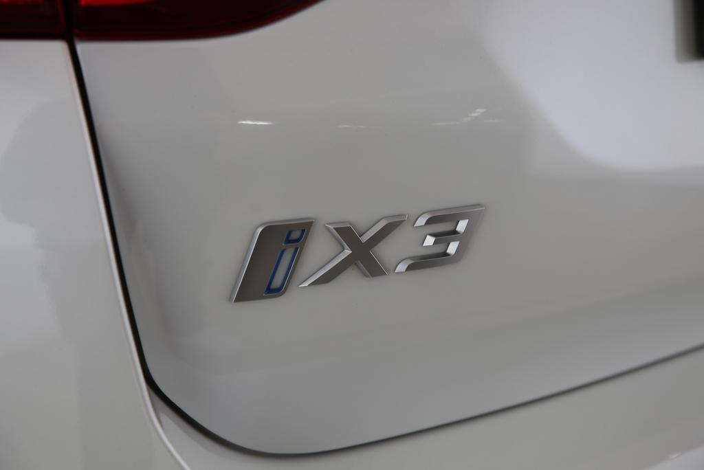 BMW iX3 E-Motor-image-16