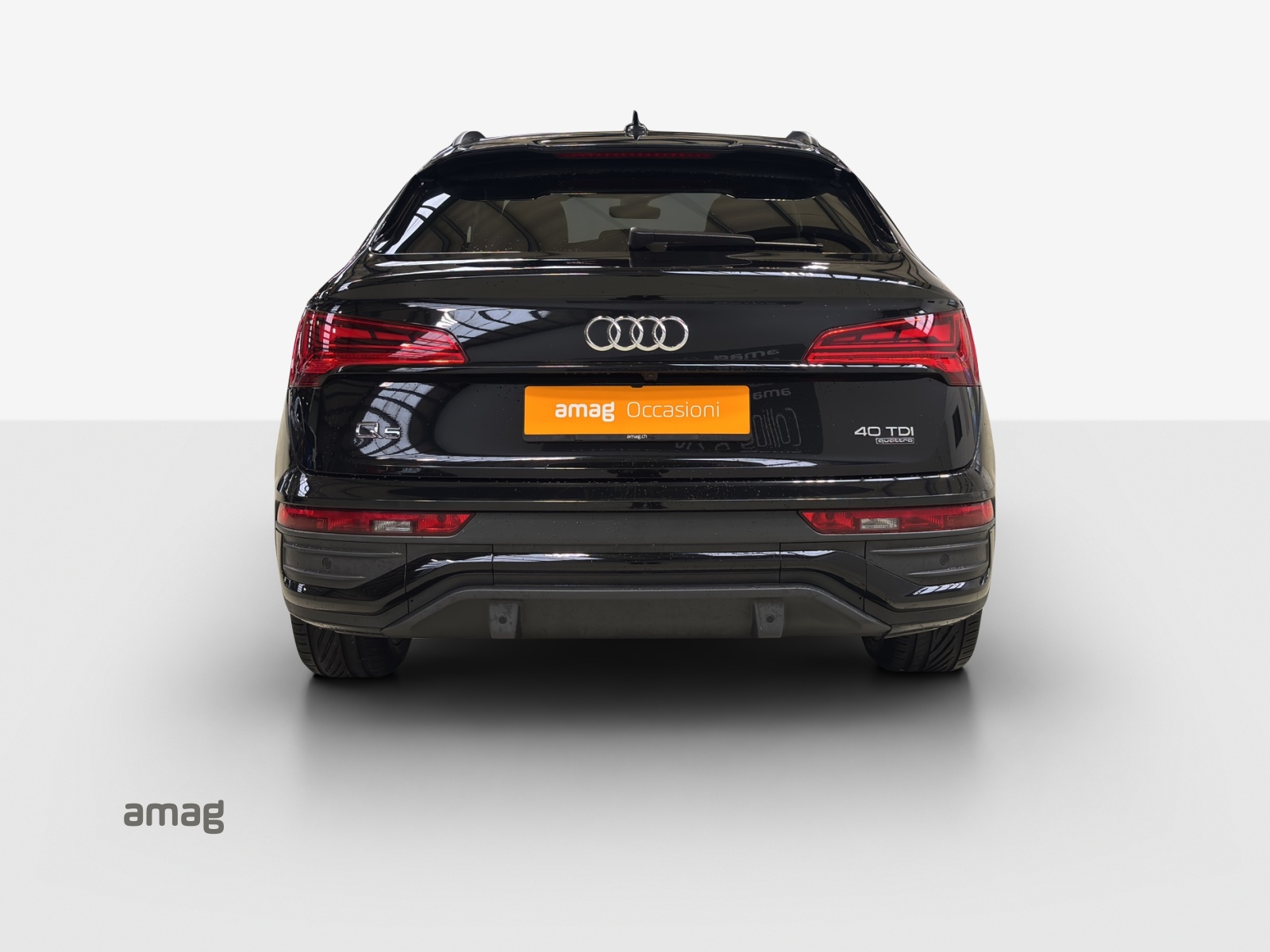 AUDI Q5 Sportback 40 TDI Blackedition quattro S-tronic-image-3