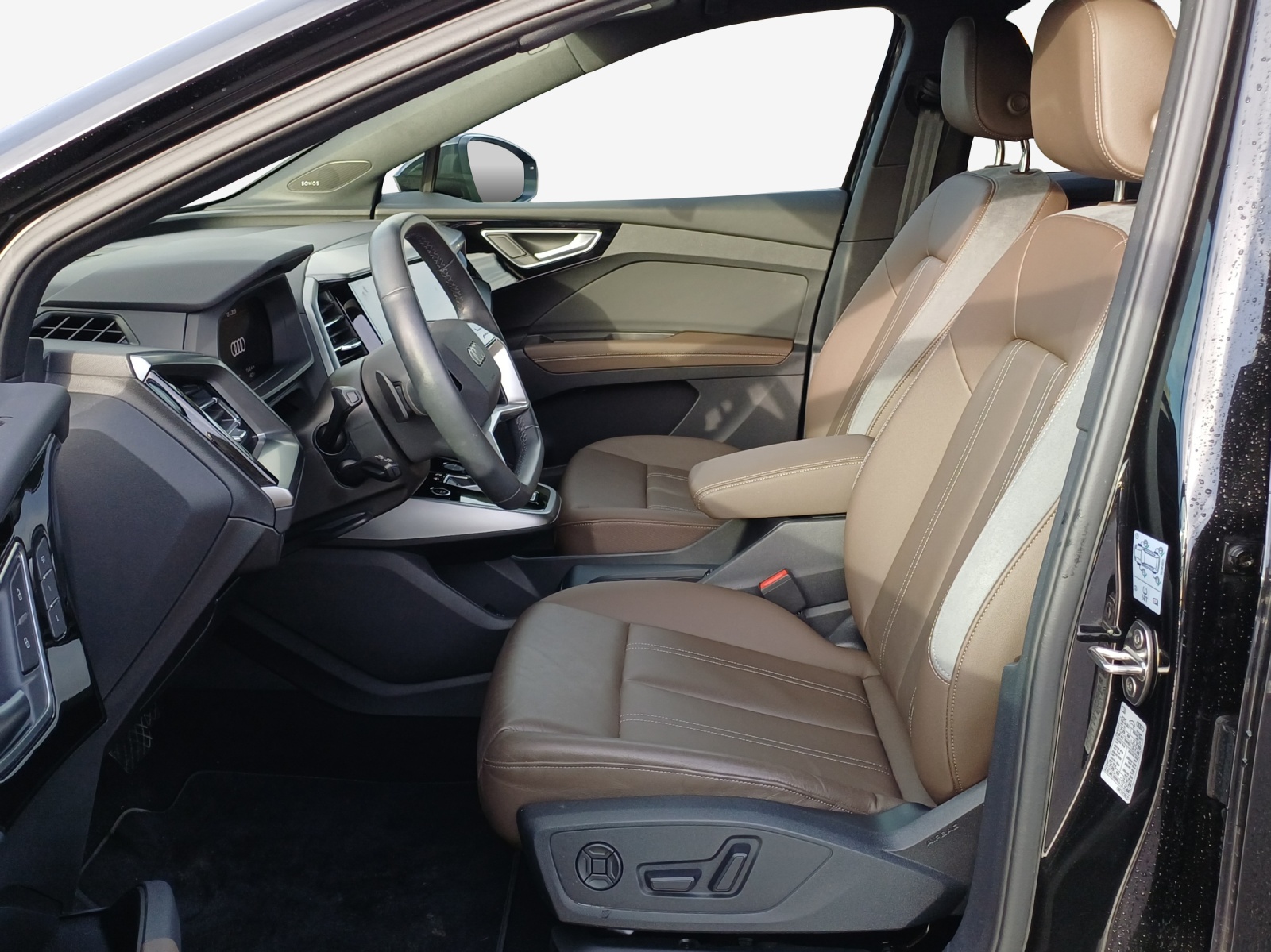 AUDI Q4 Sportback e-tron 55 quattro-image-8