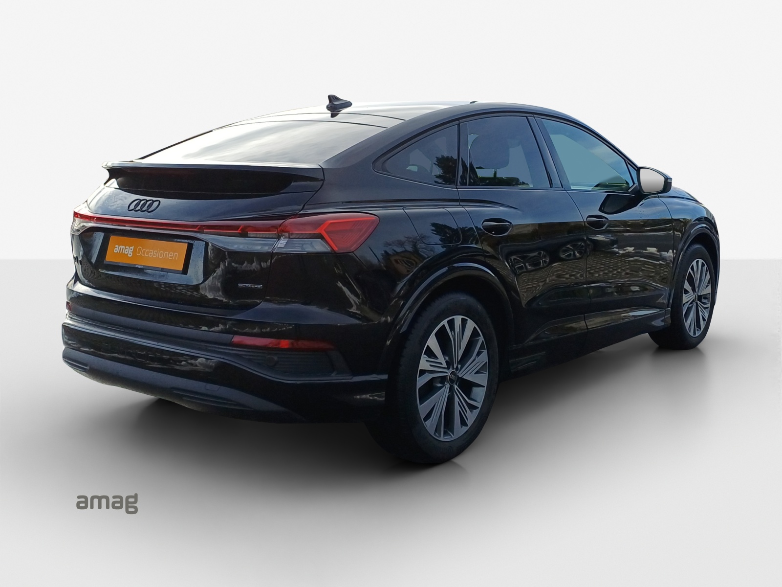 AUDI Q4 Sportback e-tron 55 quattro-image-5