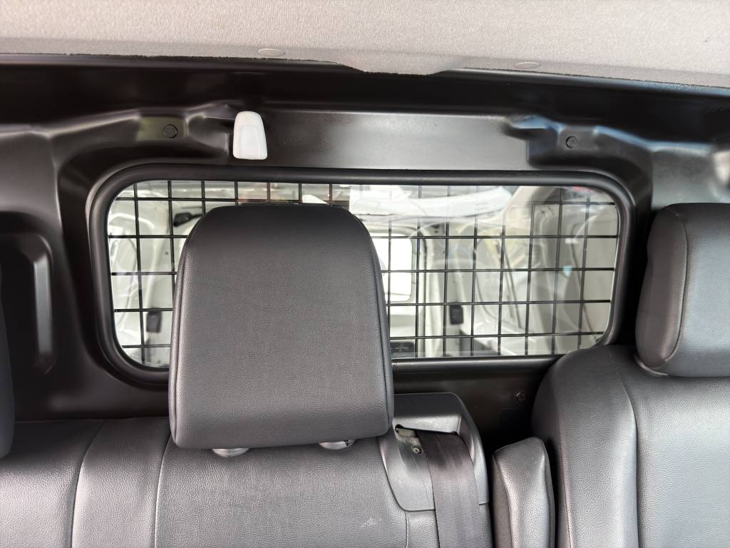 PEUGEOT Expert 75 KWh Premium Standard-image-9