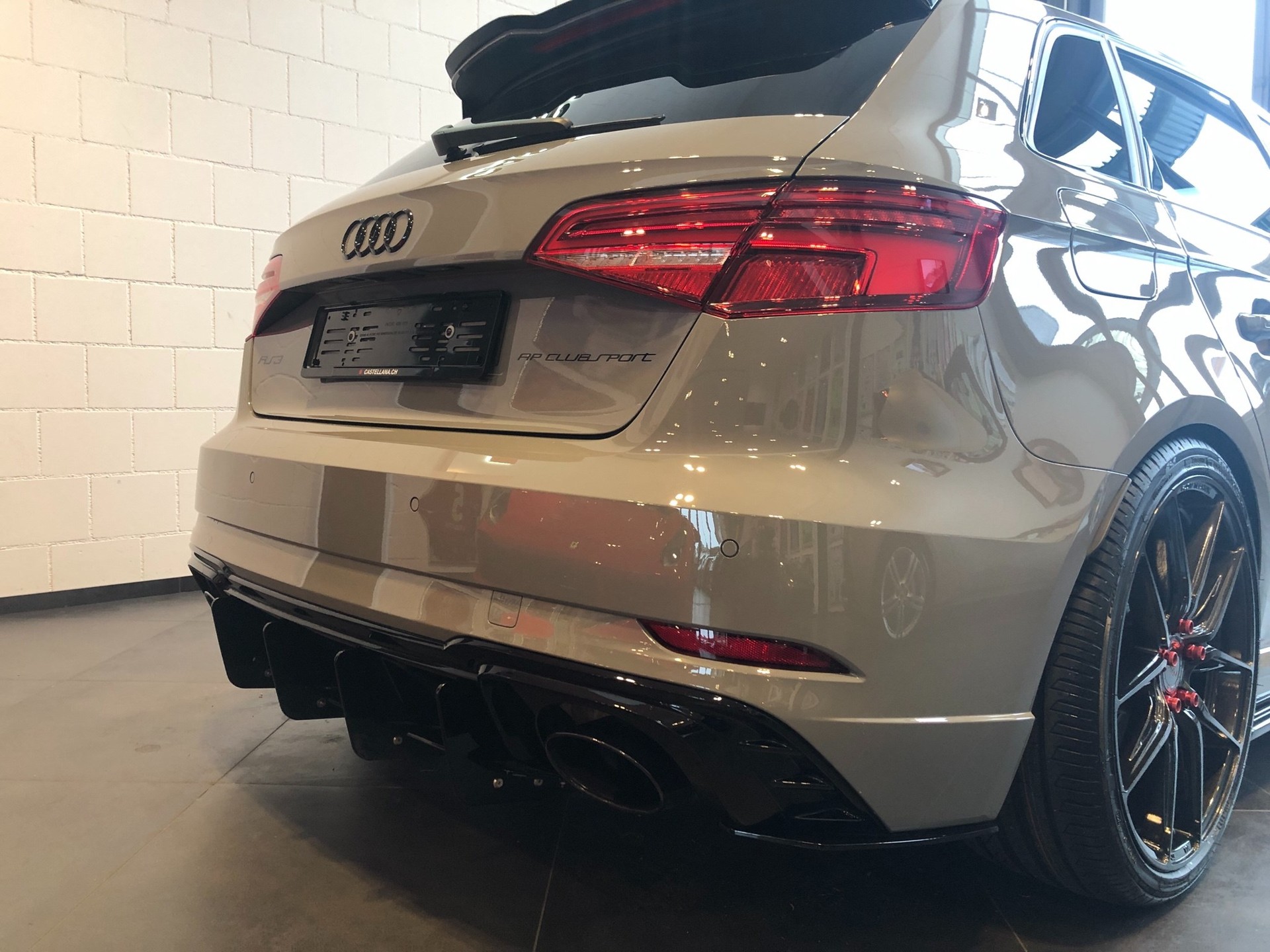 AUDI RS3 SB 2.5 TSI quattro-image-6