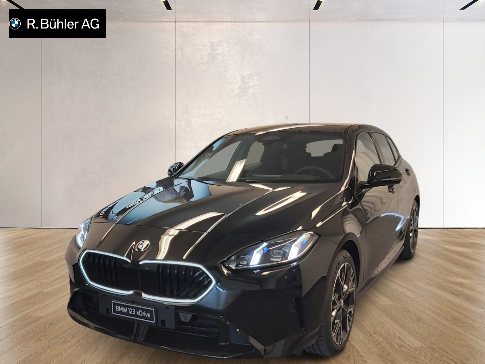 BMW 123 xDrive-image-0