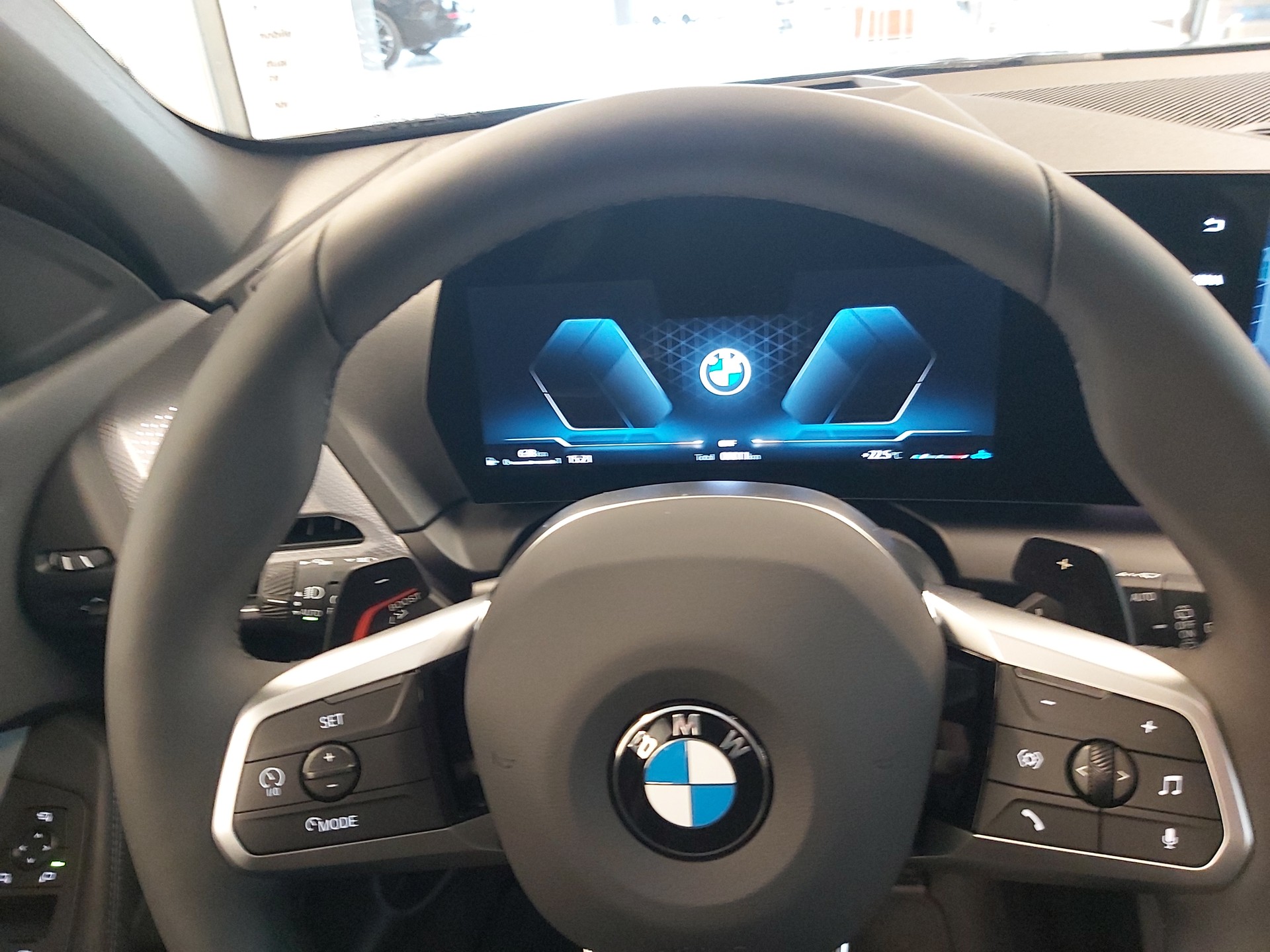 BMW 123 xDrive-image-13