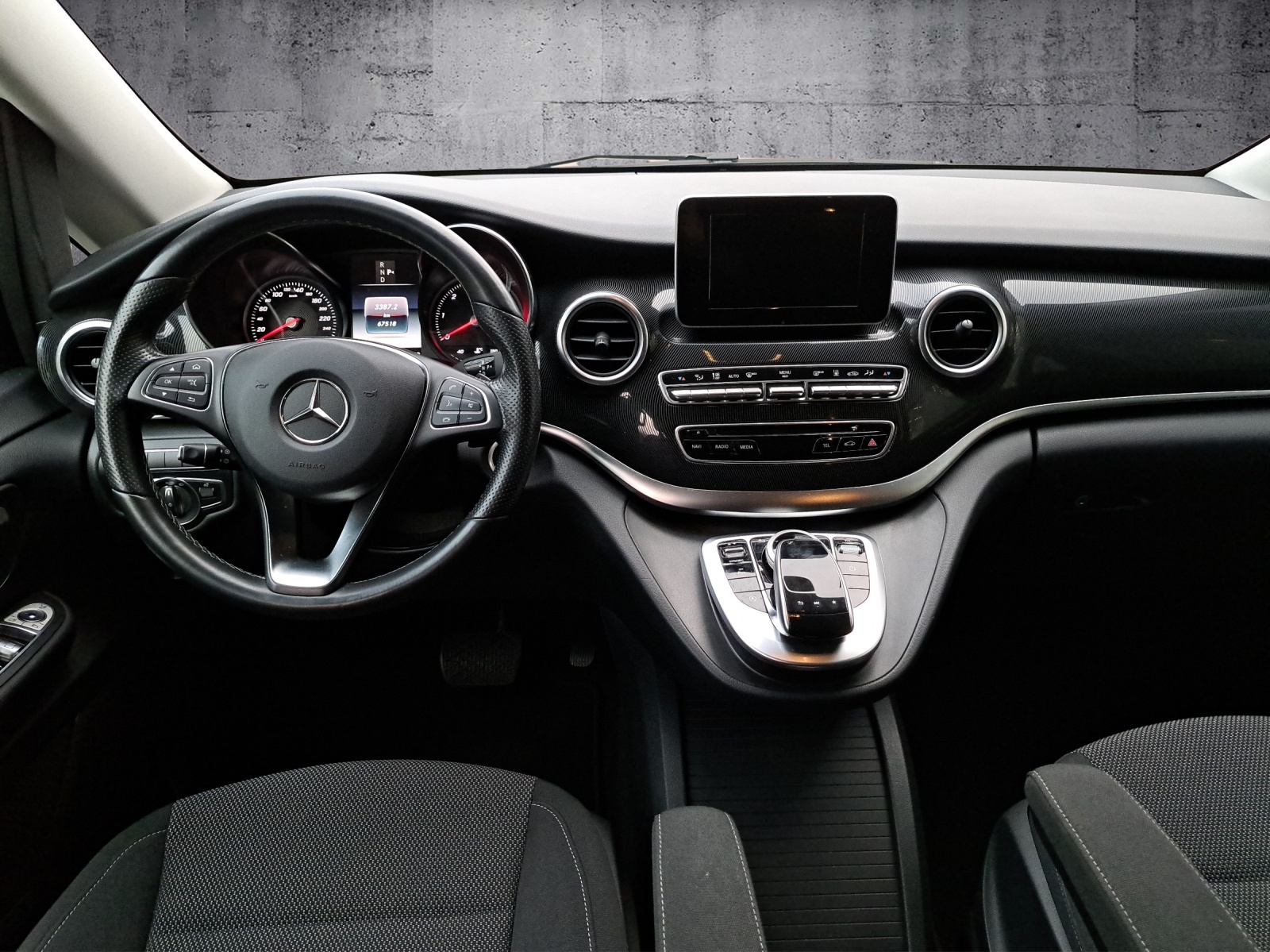 MERCEDES-BENZ V-Klasse V447 Van V 220 d kurz-image-10
