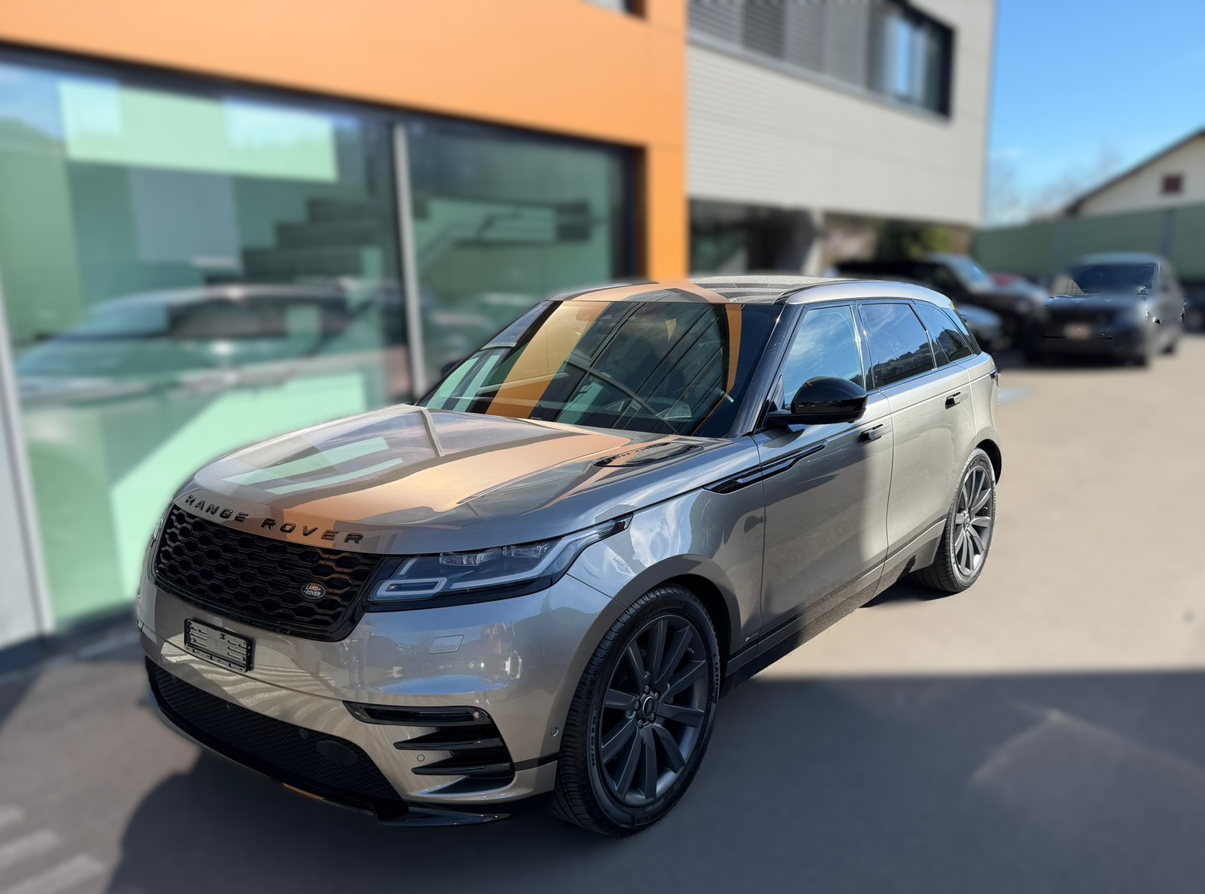 LAND ROVER Range Rover Velar 2.0 D 240 R-Dynamic SE-image-0
