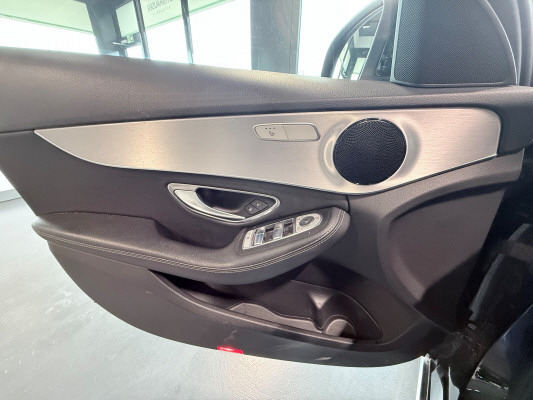 MERCEDES-BENZ C 250 d 4Matic-image-10