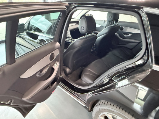 MERCEDES-BENZ C 250 d 4Matic-image-5