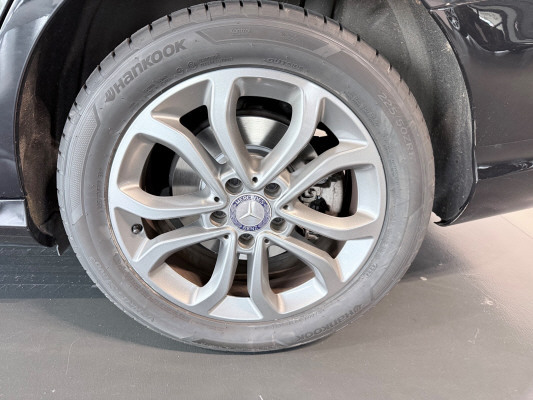 MERCEDES-BENZ C 250 d 4Matic-image-11