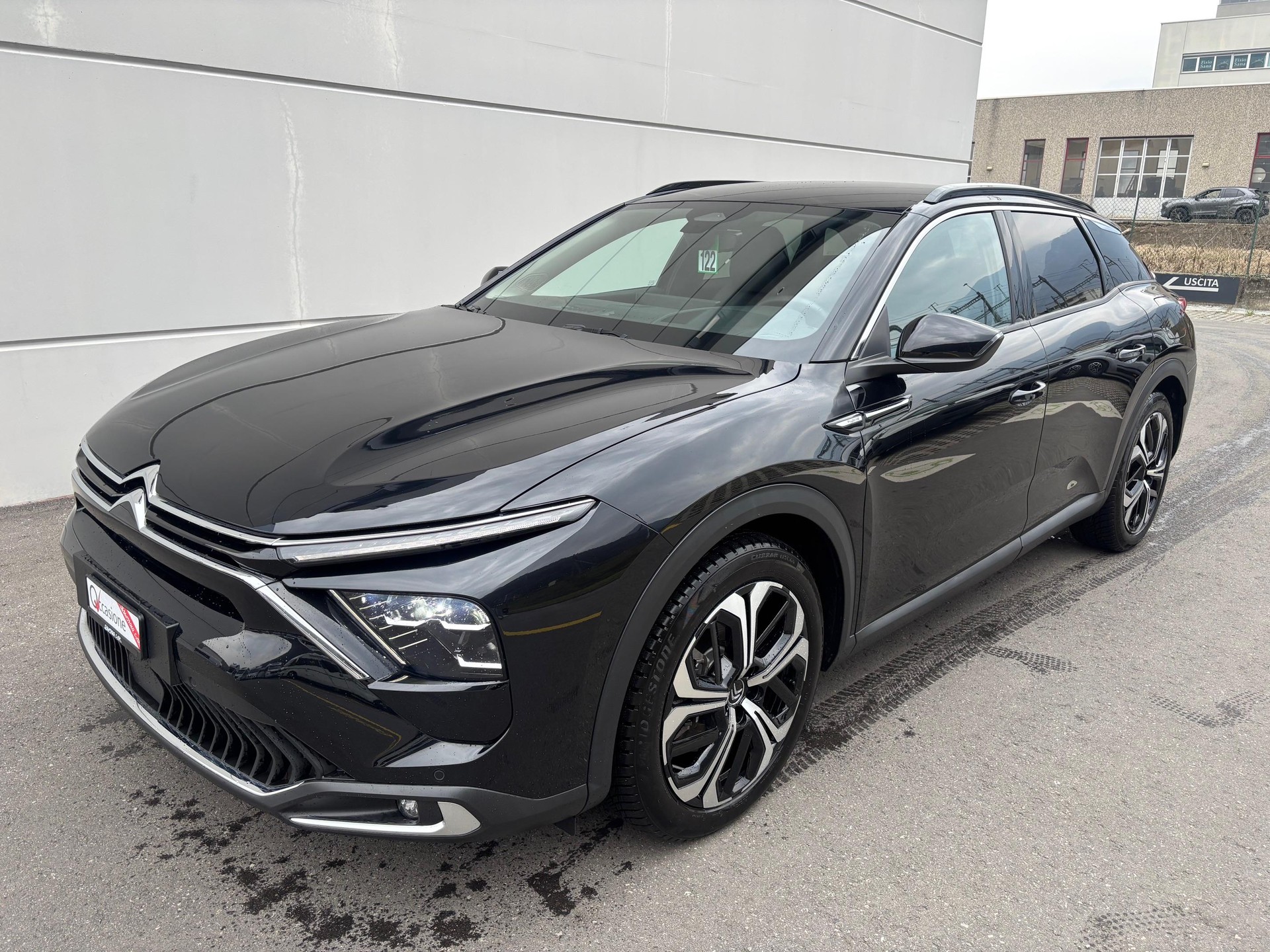 CITROEN C5 X 1.6 Plug-in Hybrid Shine-image-2