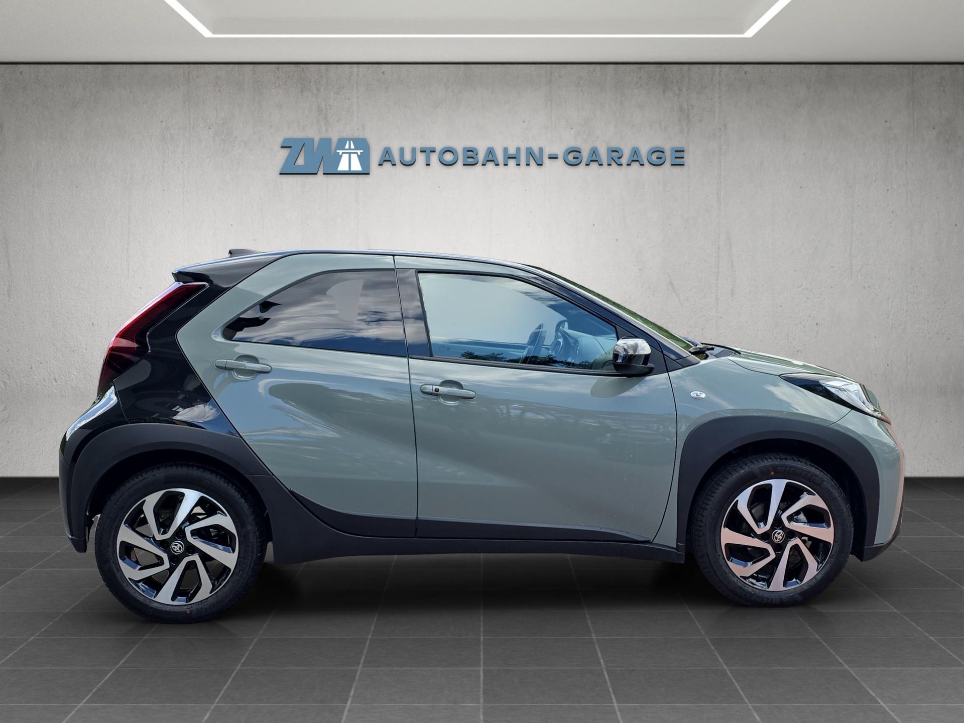 TOYOTA Aygo X 1.0 VVT-i Trend-image-5