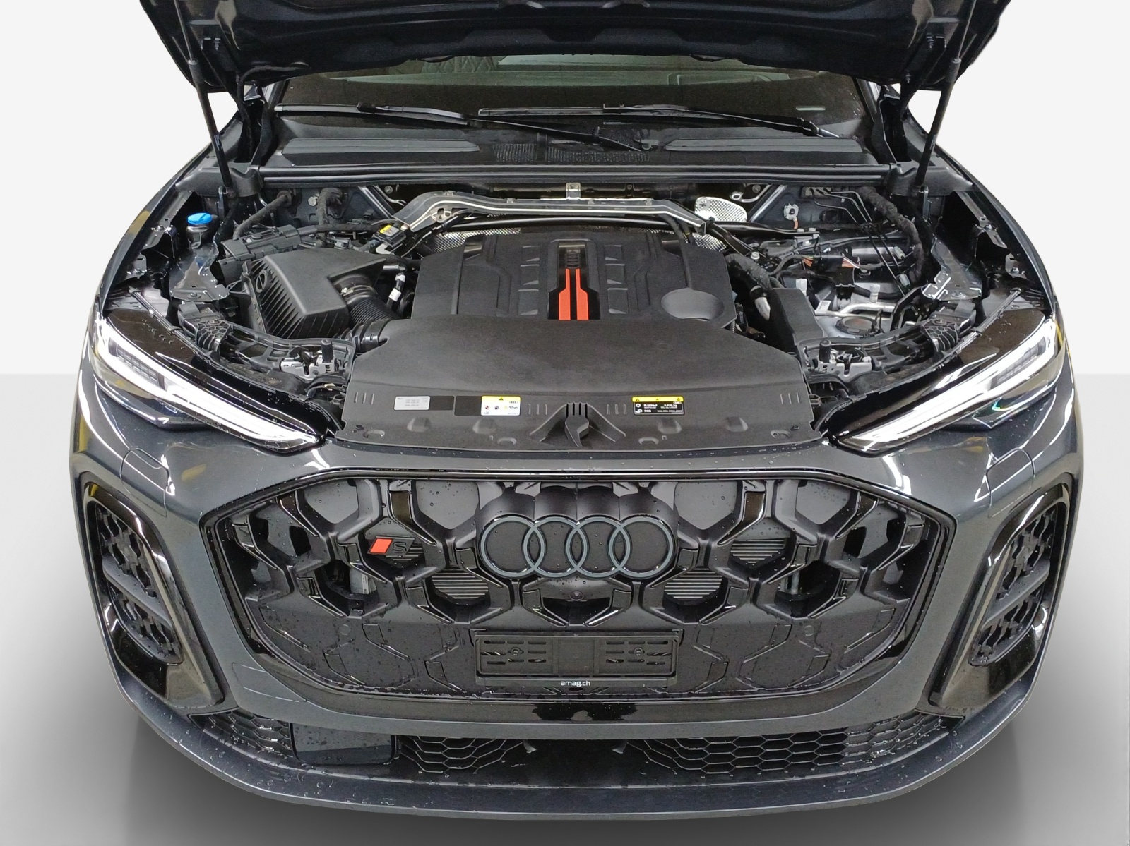 AUDI SQ5 TFSI quattro S-tronic-image-14
