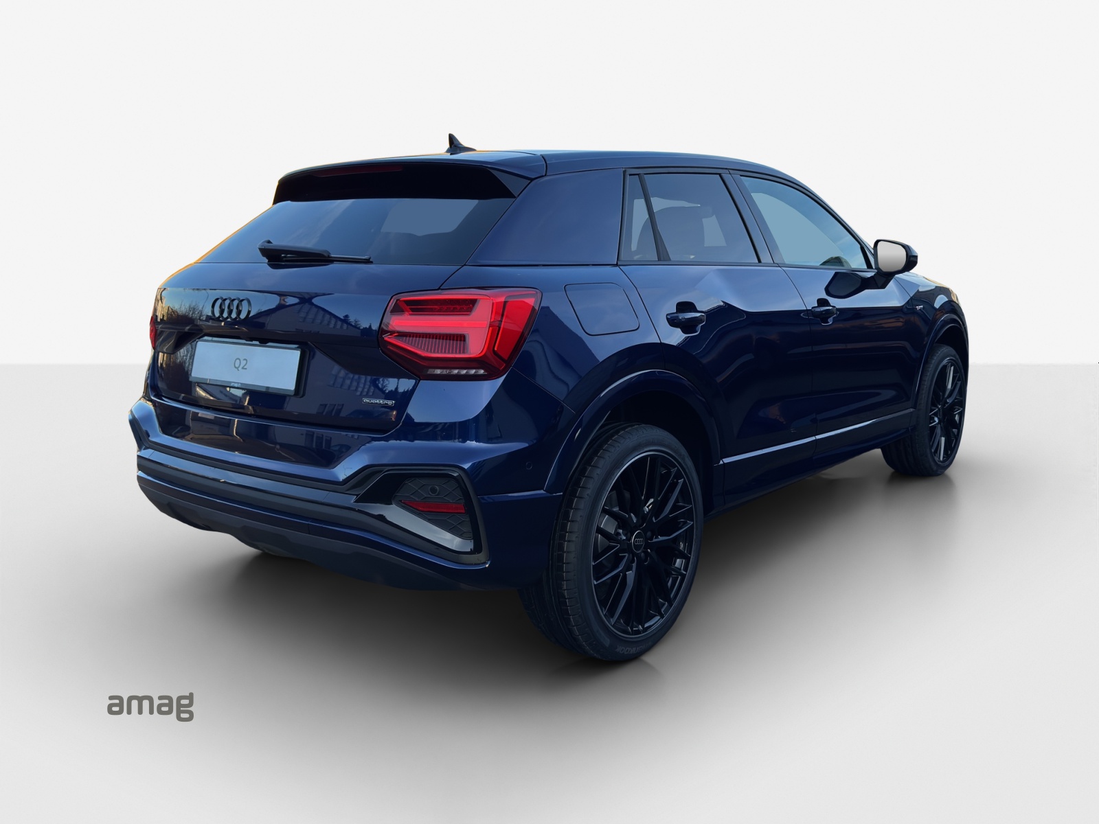 AUDI Q2 40 TFSI S line Attraction quattro S-tronic-image-4