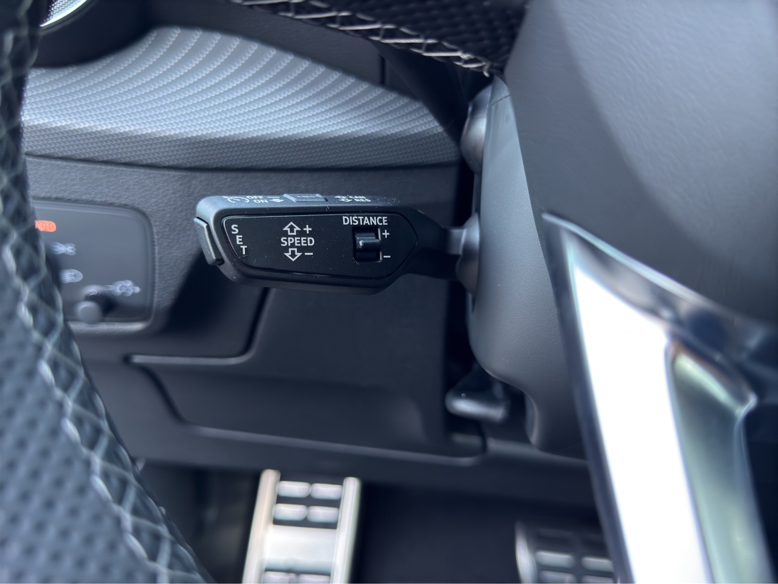AUDI Q2 40 TFSI S line Attraction quattro S-tronic-image-15