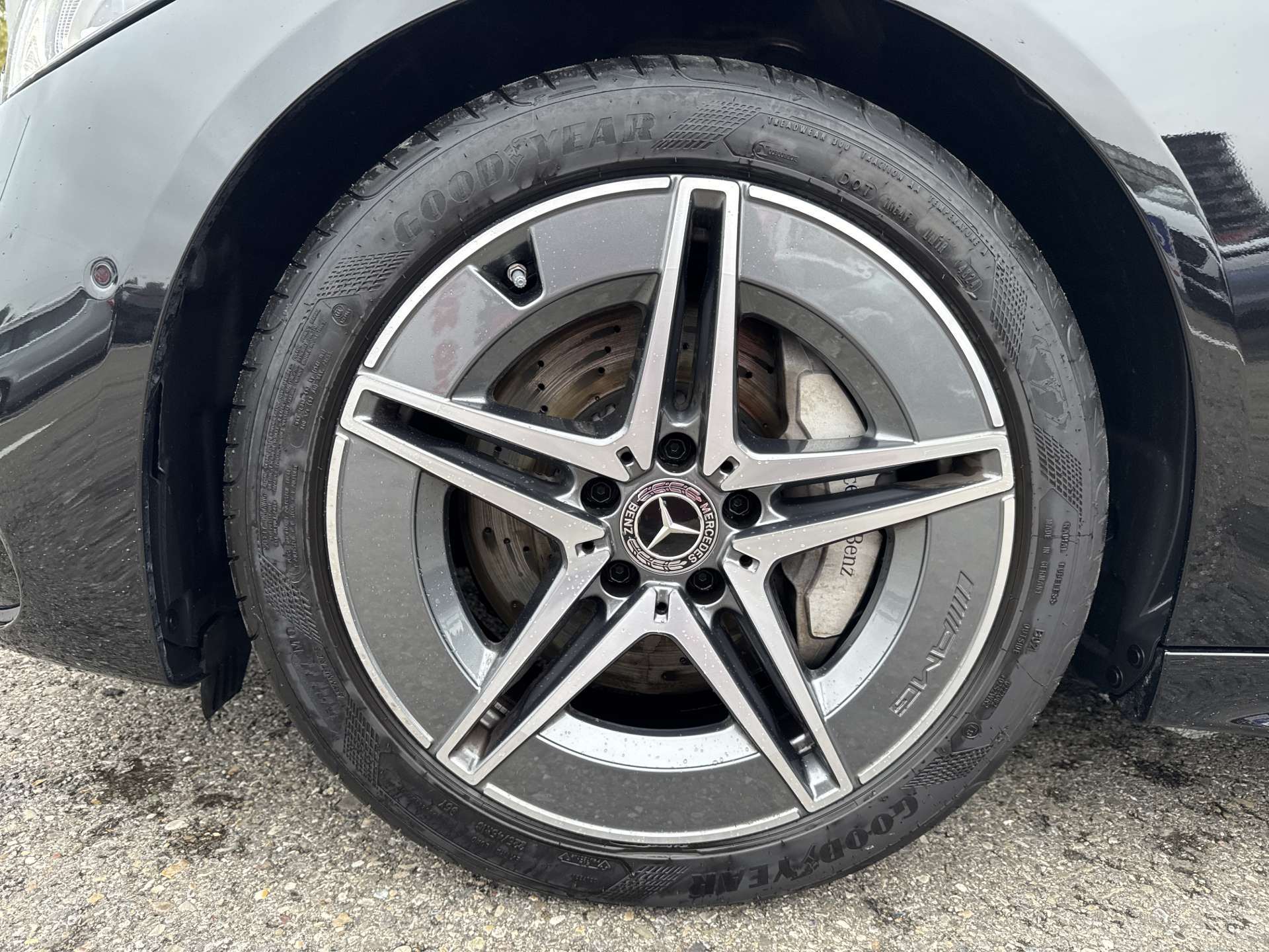 MERCEDES-BENZ C 300 T AMG-Line 259PS Automat-image-8