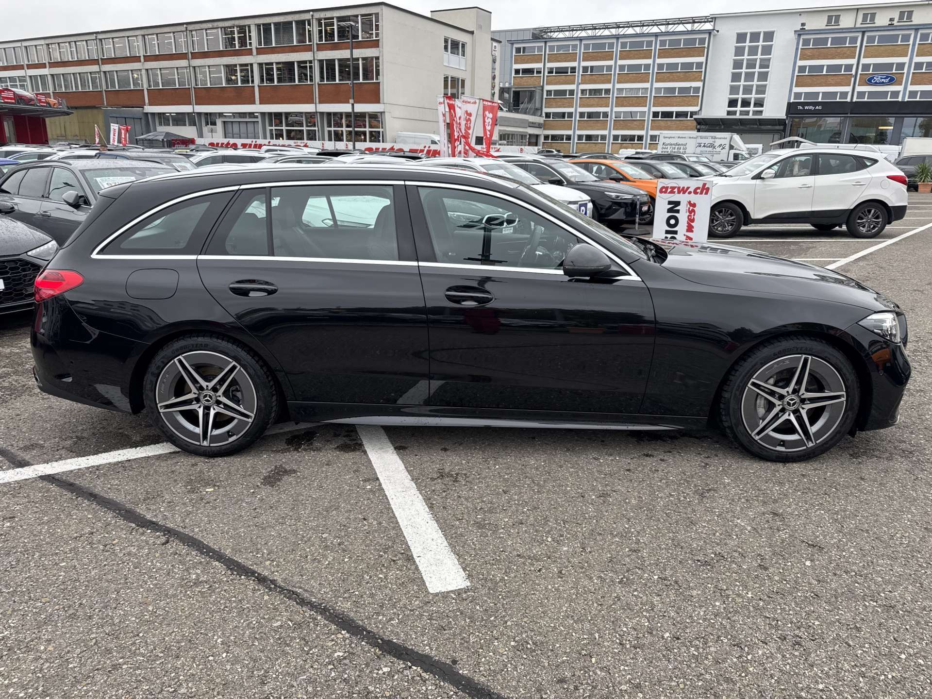 MERCEDES-BENZ C 300 T AMG-Line 259PS Automat-image-10