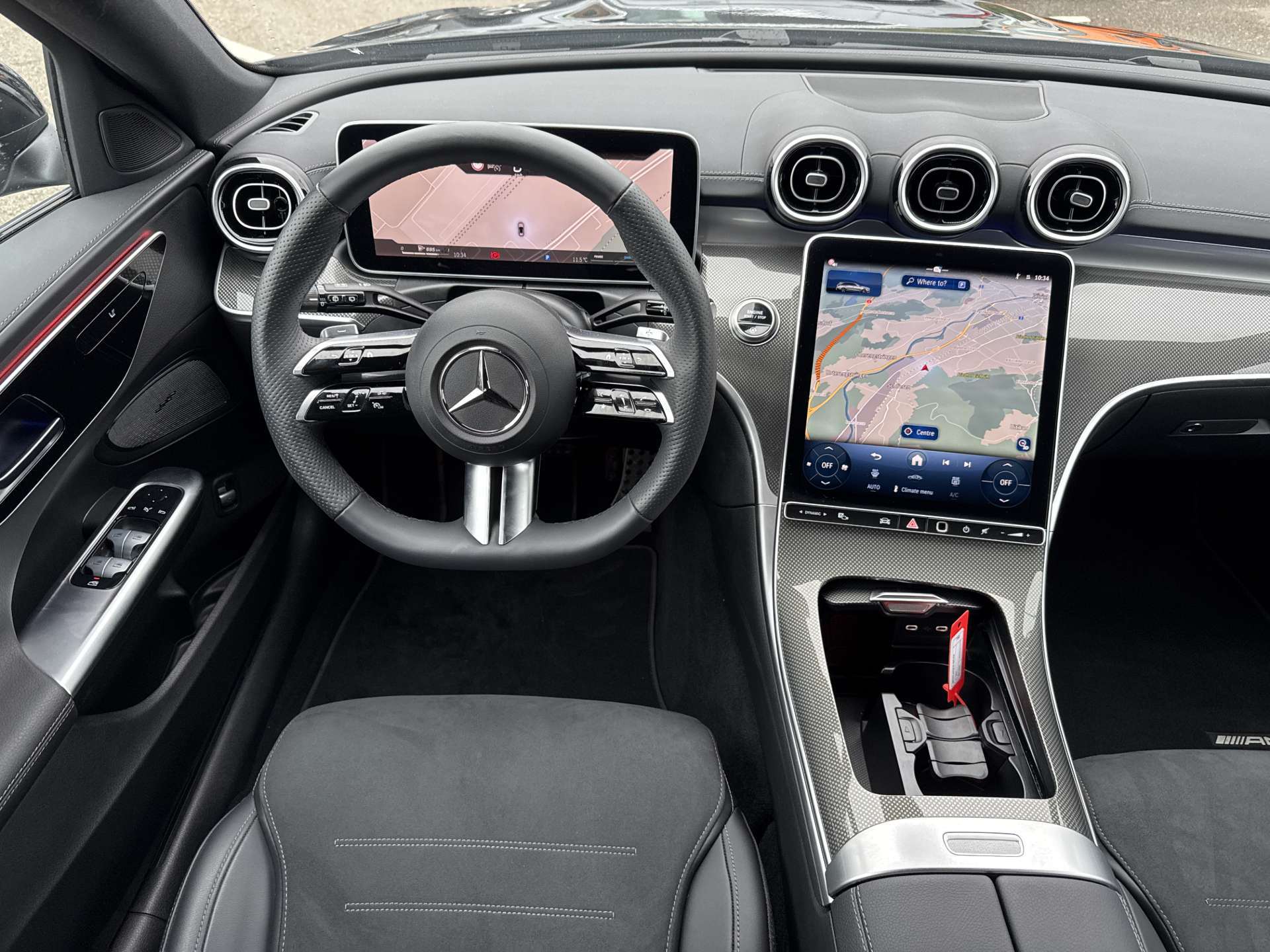 MERCEDES-BENZ C 300 T AMG-Line 259PS Automat-image-4