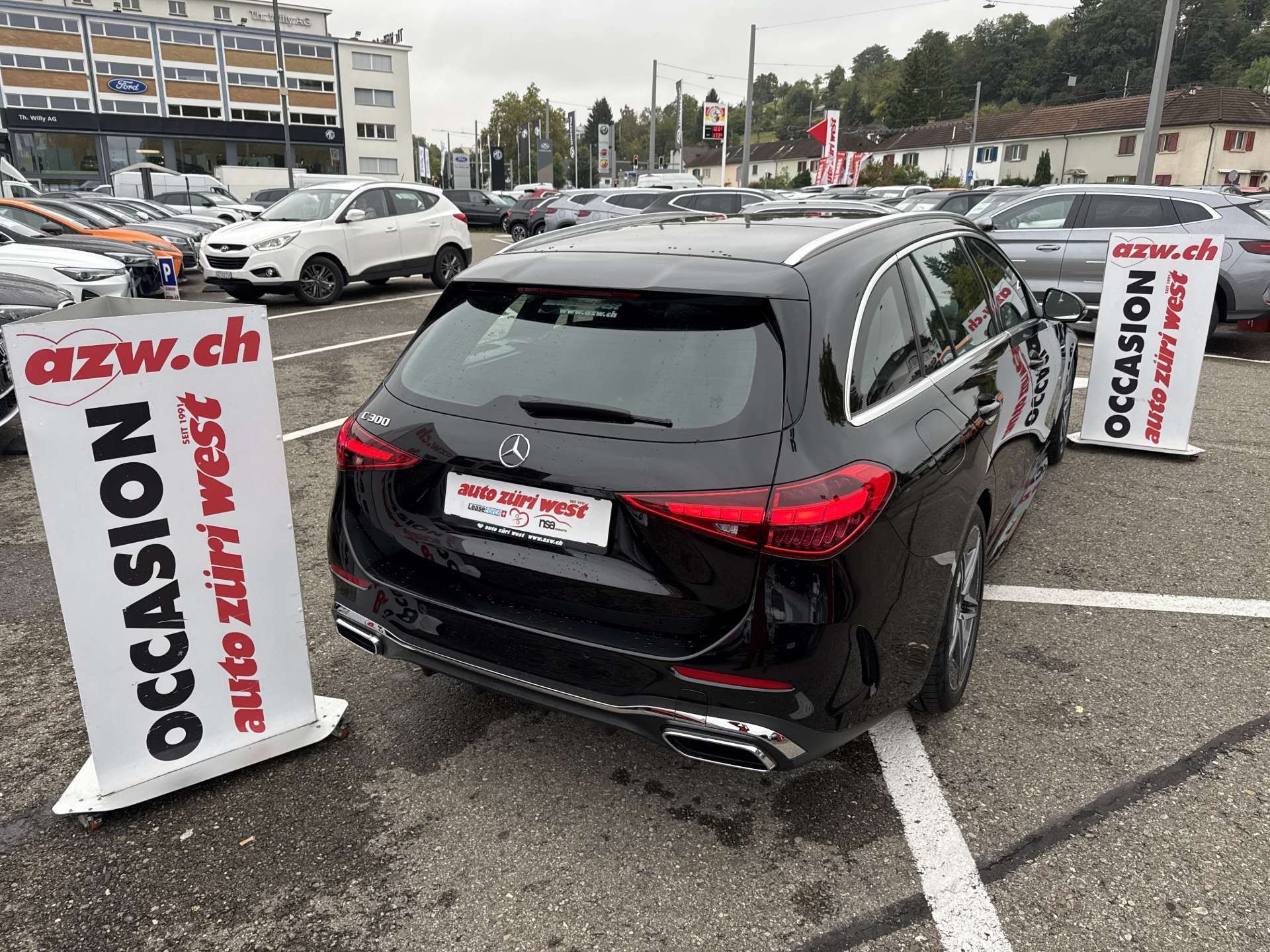 MERCEDES-BENZ C 300 T AMG-Line 259PS Automat-image-2