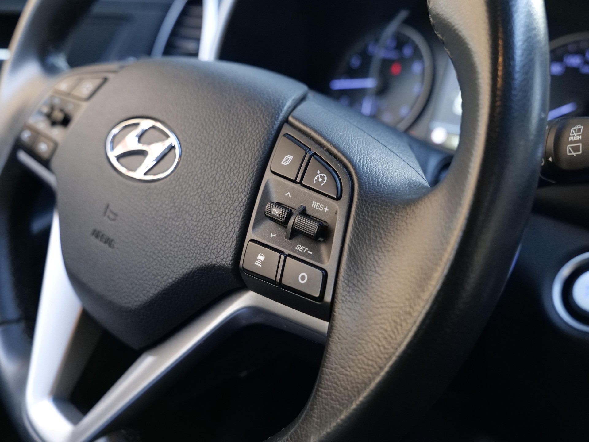 HYUNDAI Tucson 1.6 T-GDi Amplia 4WD-image-14