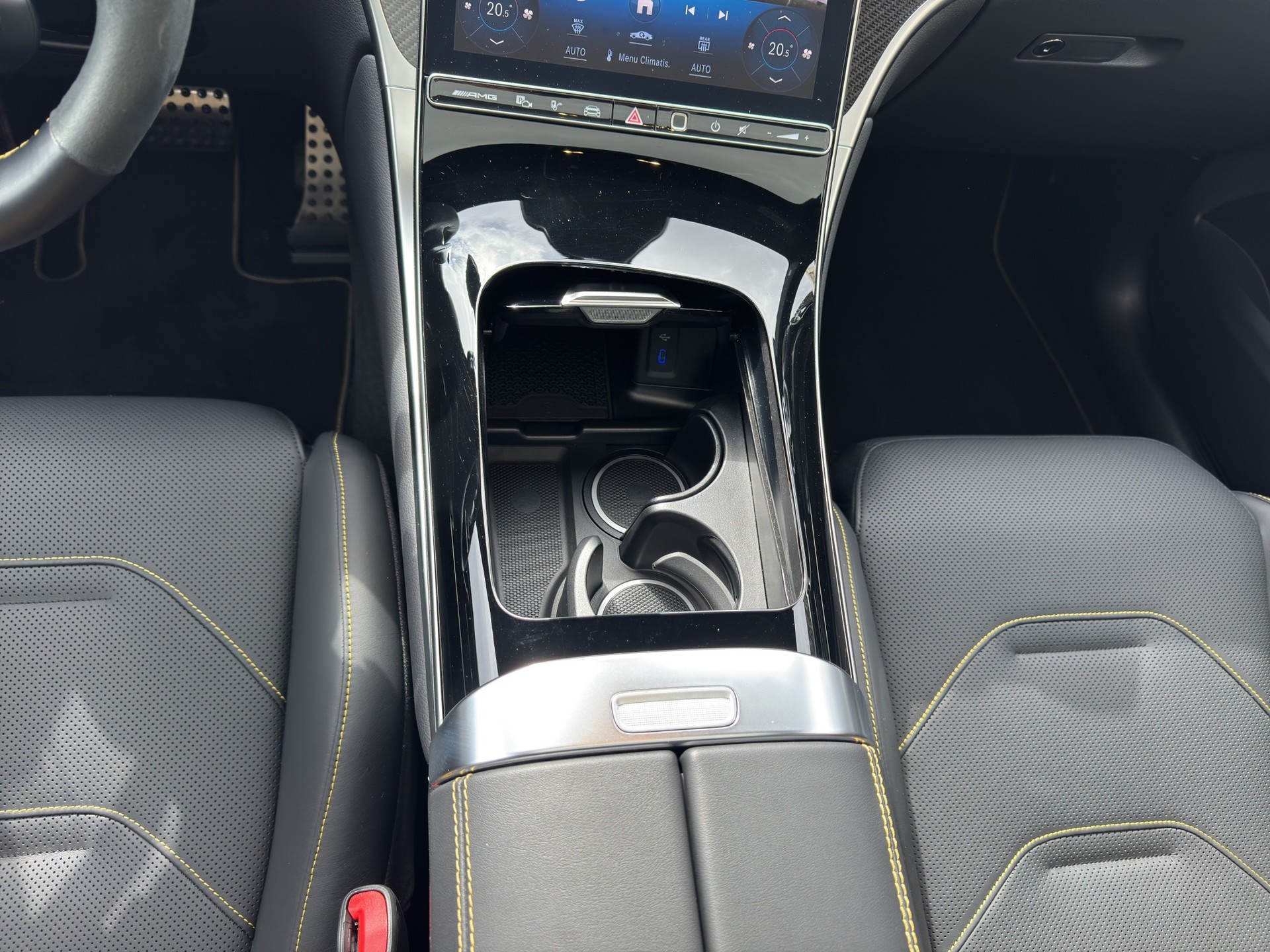 MERCEDES-BENZ GLC Coupé 63 S e AMG Executive Edition 1 4Matic 9G-Tronic-image-12