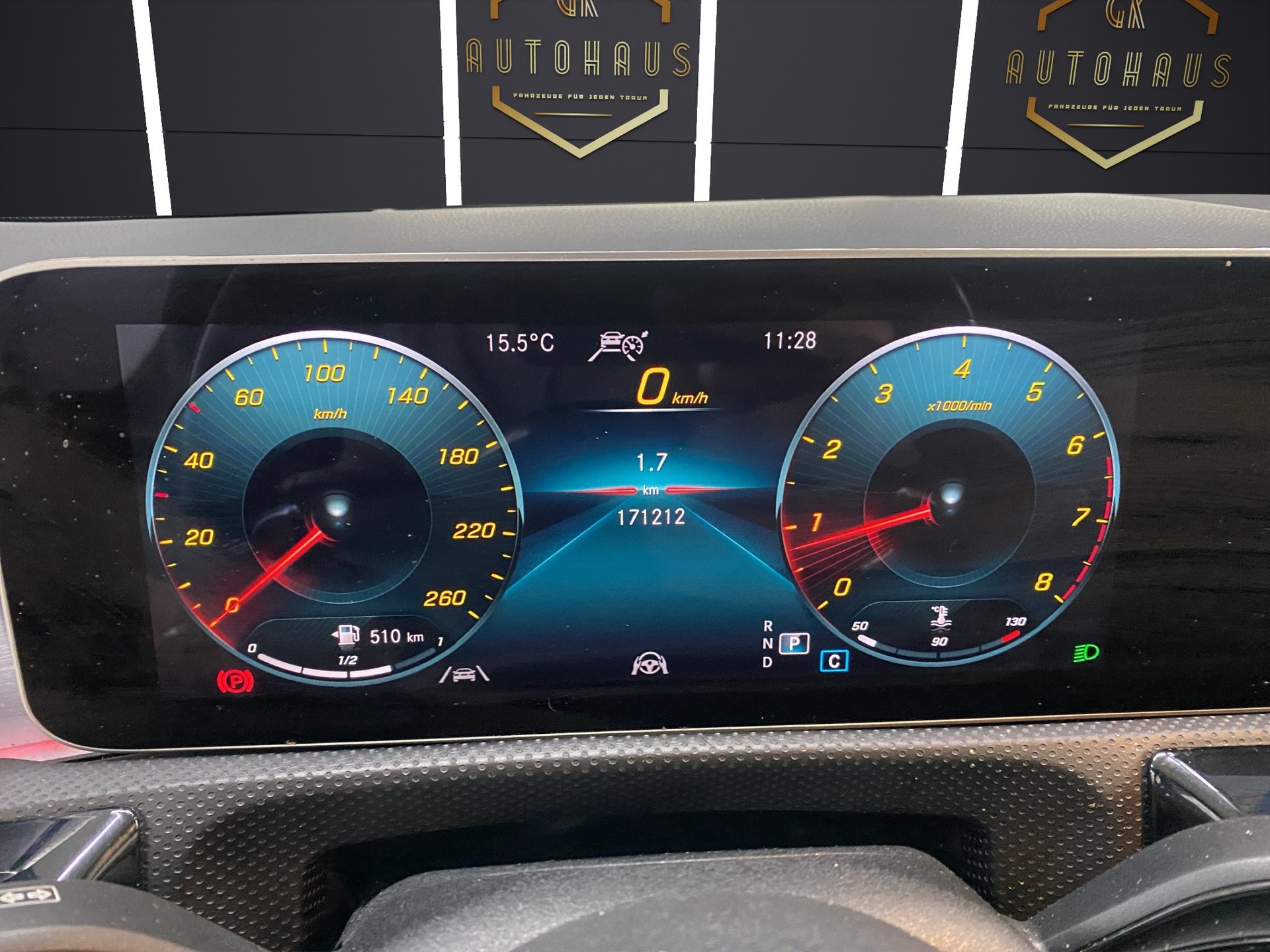 MERCEDES-BENZ CLA 250 4Matic AMG Line 7G-DCT-image-12