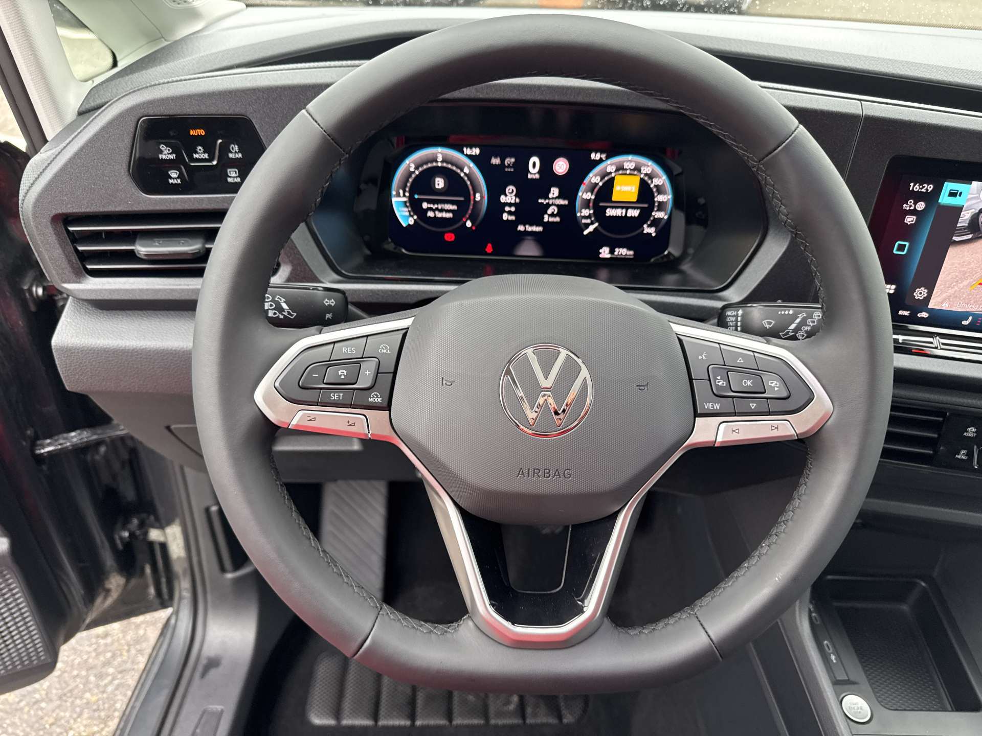 VW Caddy Maxi 2.0 TDi 4Motion 7-Plätzer-image-14