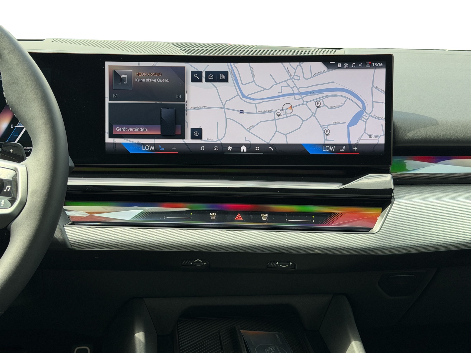 BMW 520d xDrive 48V Touring M Sport-image-14