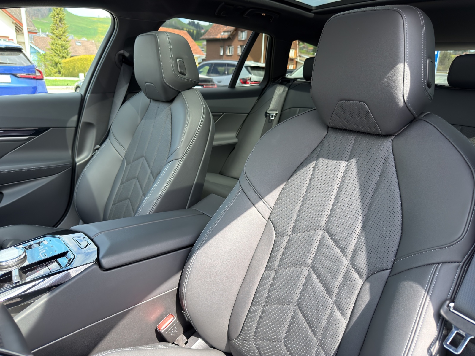 BMW 520d xDrive 48V Touring M Sport-image-20
