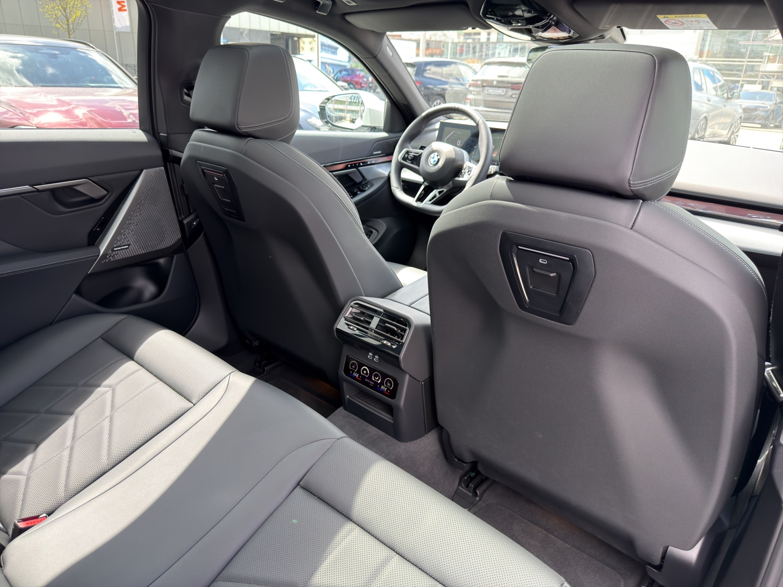 BMW 520d xDrive 48V Touring M Sport-image-18